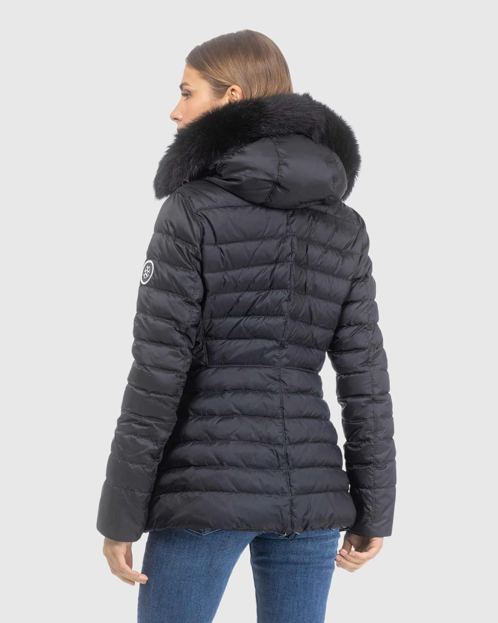 APRES-SKI JACKET WITH DETACHABLE TOSCANA LAMB HOOD TRIM - Image 4