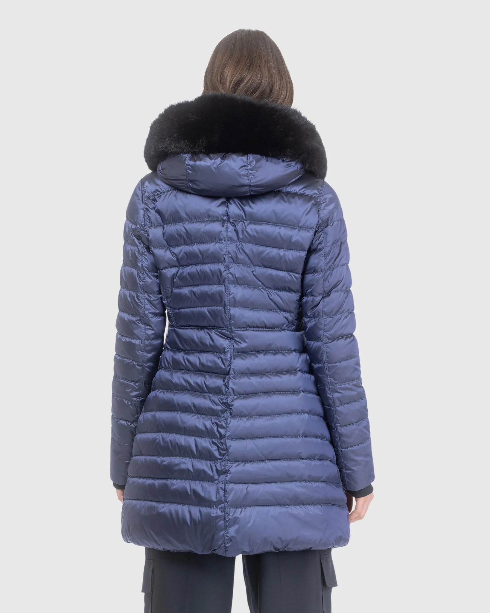 APRES-SKI JACKET WITH DETACHABLE TOSCANA LAMB HOOD TRIM - Image 12