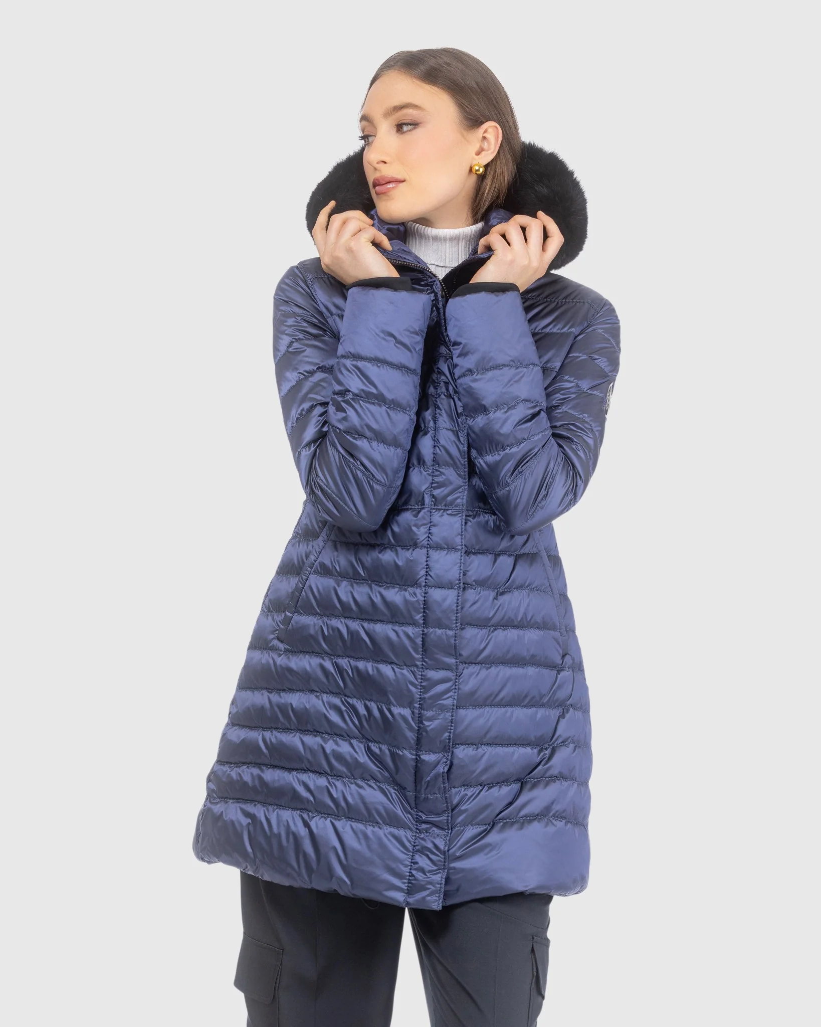 APRES-SKI JACKET WITH DETACHABLE TOSCANA LAMB HOOD TRIM - Image 14