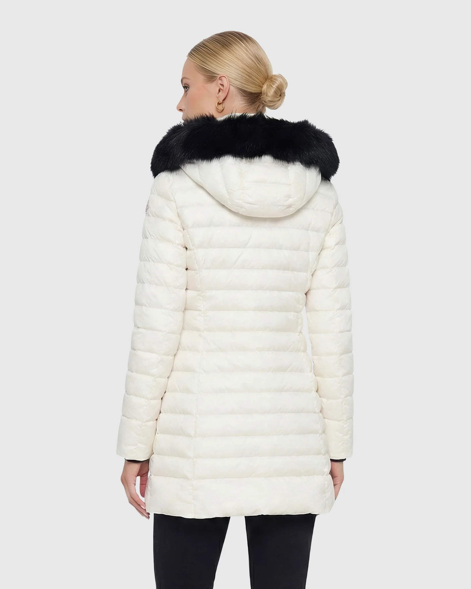APRES-SKI JACKET WITH DETACHABLE TOSCANA LAMB HOOD TRIM - Image 23