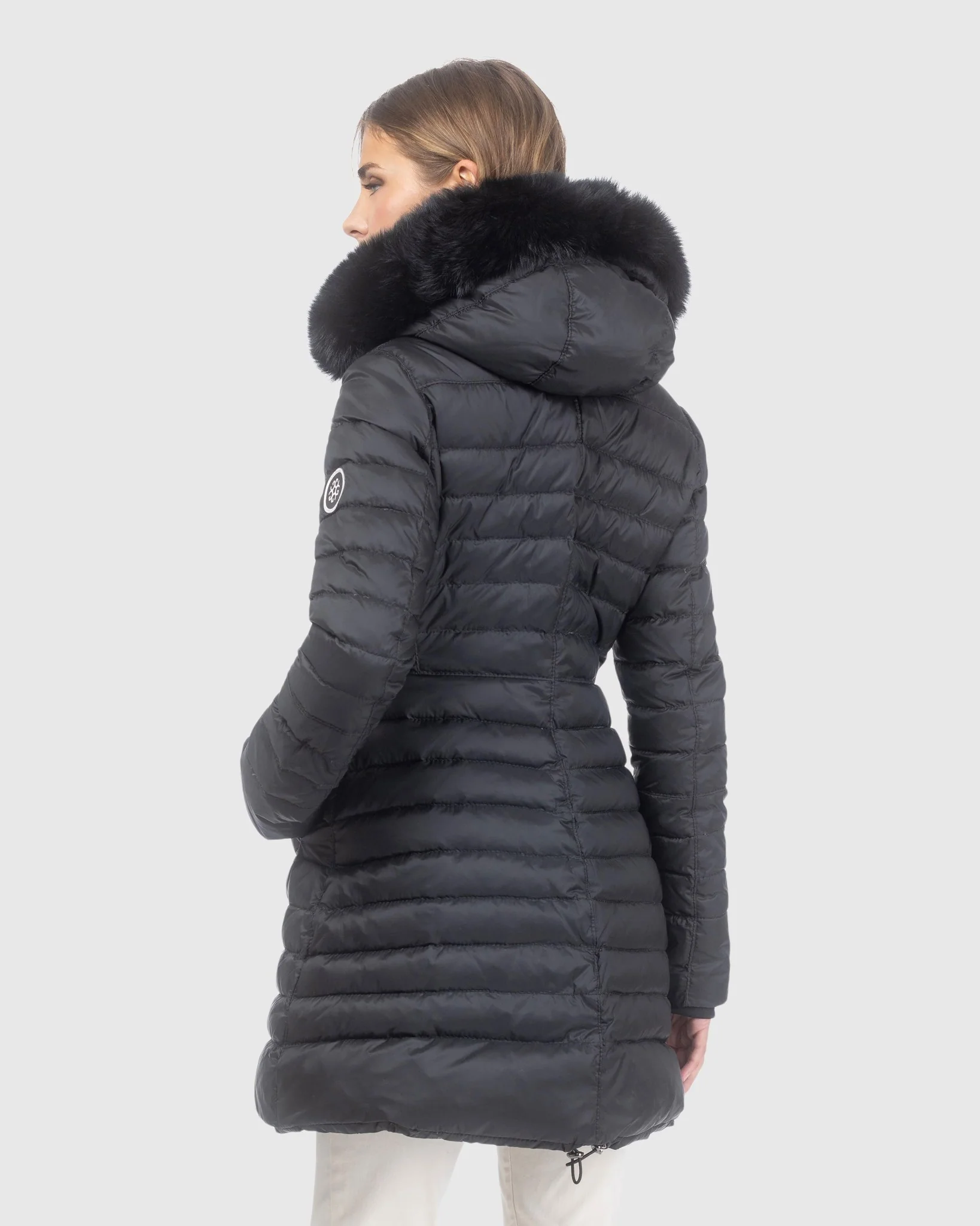 APRES-SKI JACKET WITH DETACHABLE TOSCANA LAMB HOOD TRIM - Image 4