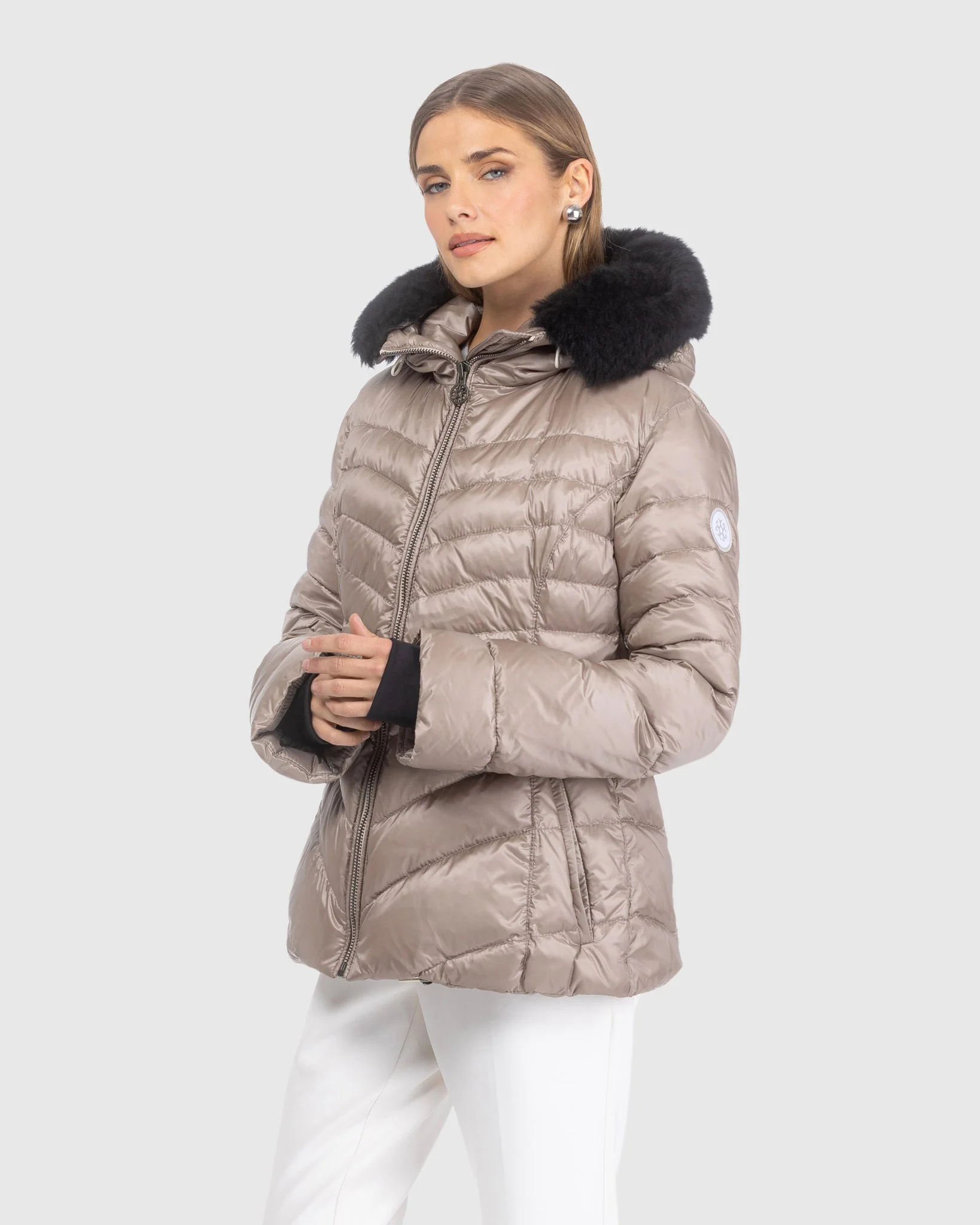 APRES-SKI JACKET WITH DETACHABLE TOSCANA LAMB HOOD TRIM - Image 10