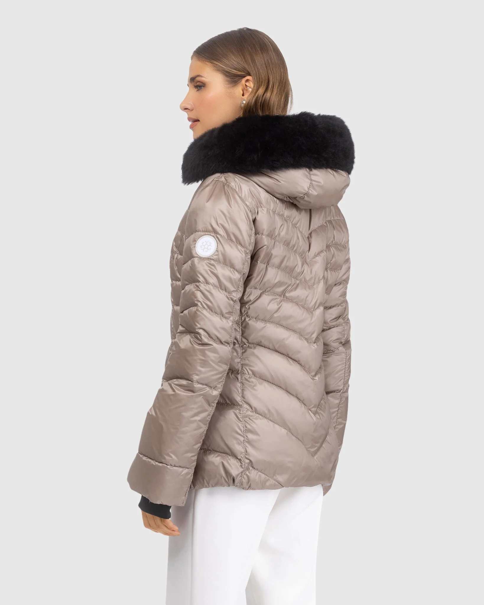 APRES-SKI JACKET WITH DETACHABLE TOSCANA LAMB HOOD TRIM - Image 11