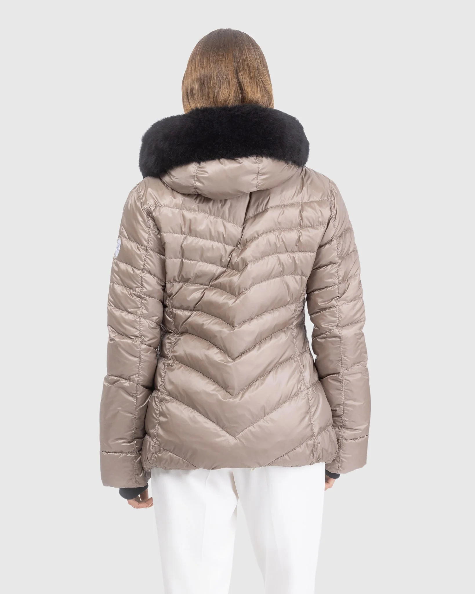 APRES-SKI JACKET WITH DETACHABLE TOSCANA LAMB HOOD TRIM - Image 12