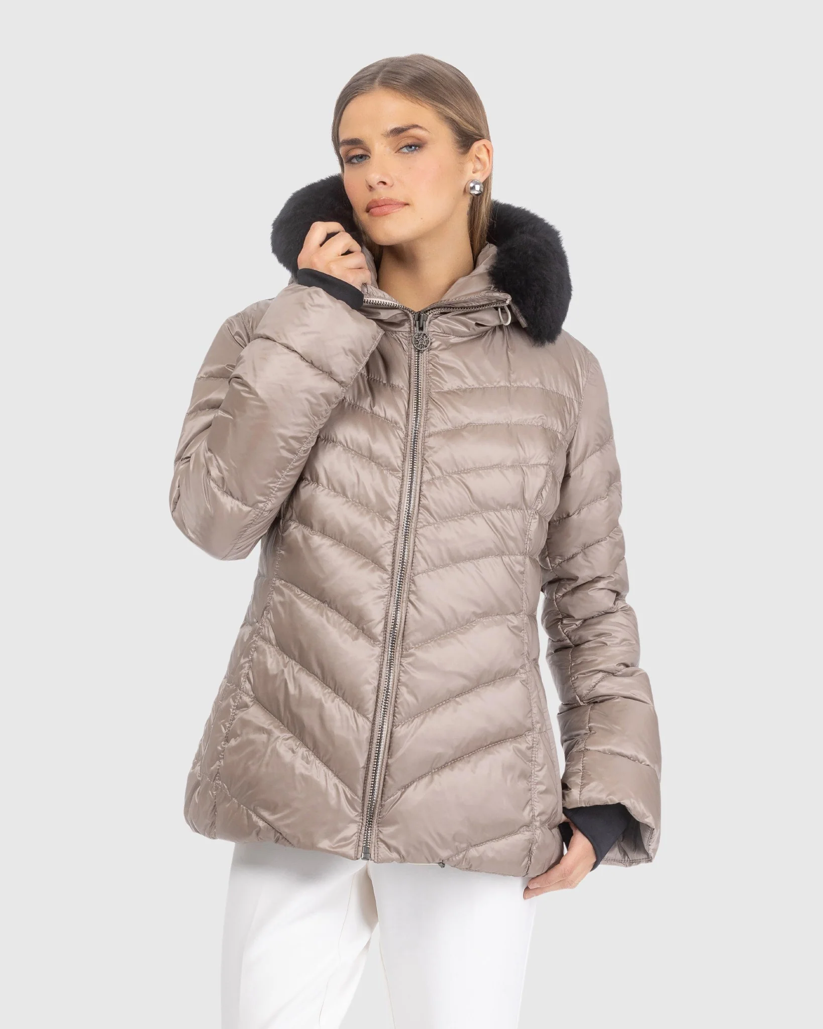 APRES-SKI JACKET WITH DETACHABLE TOSCANA LAMB HOOD TRIM - Image 8