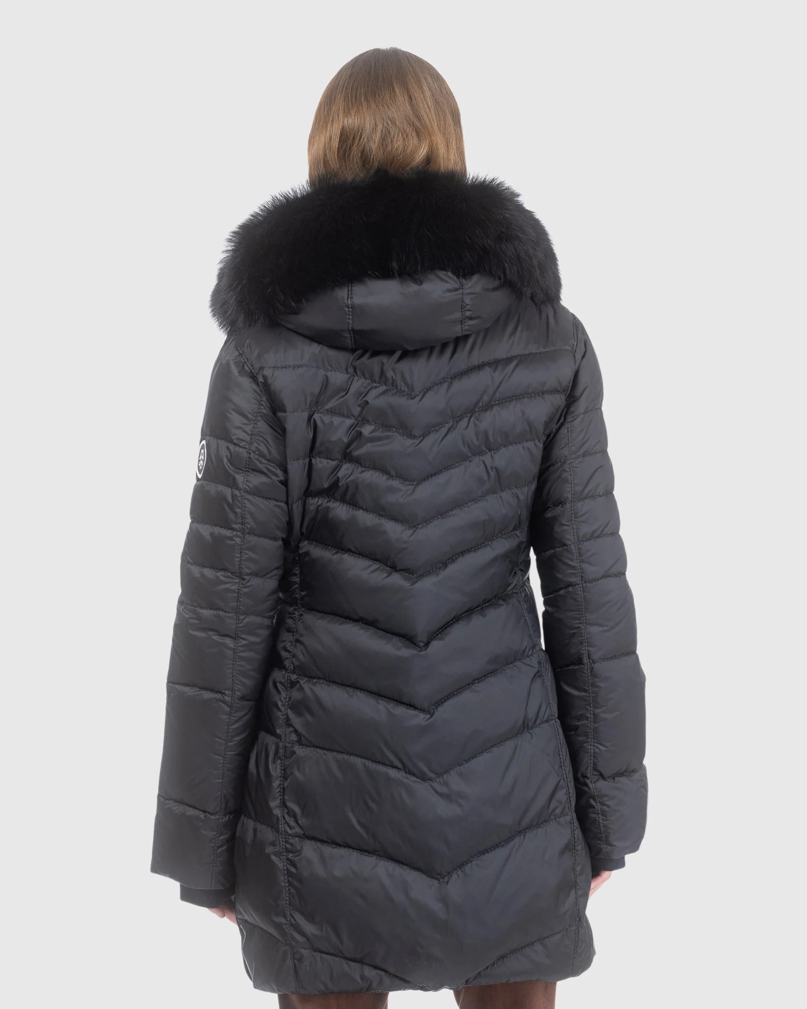APRES-SKI JACKET WITH DETACHABLE TOSCANA LAMB HOOD TRIM - Image 12
