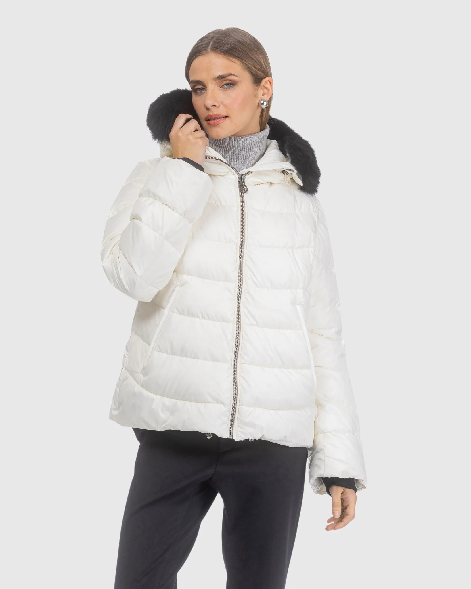 APRES-SKI JACKET WITH DETACHABLE TOSCANA LAMB HOOD TRIM - Image 18