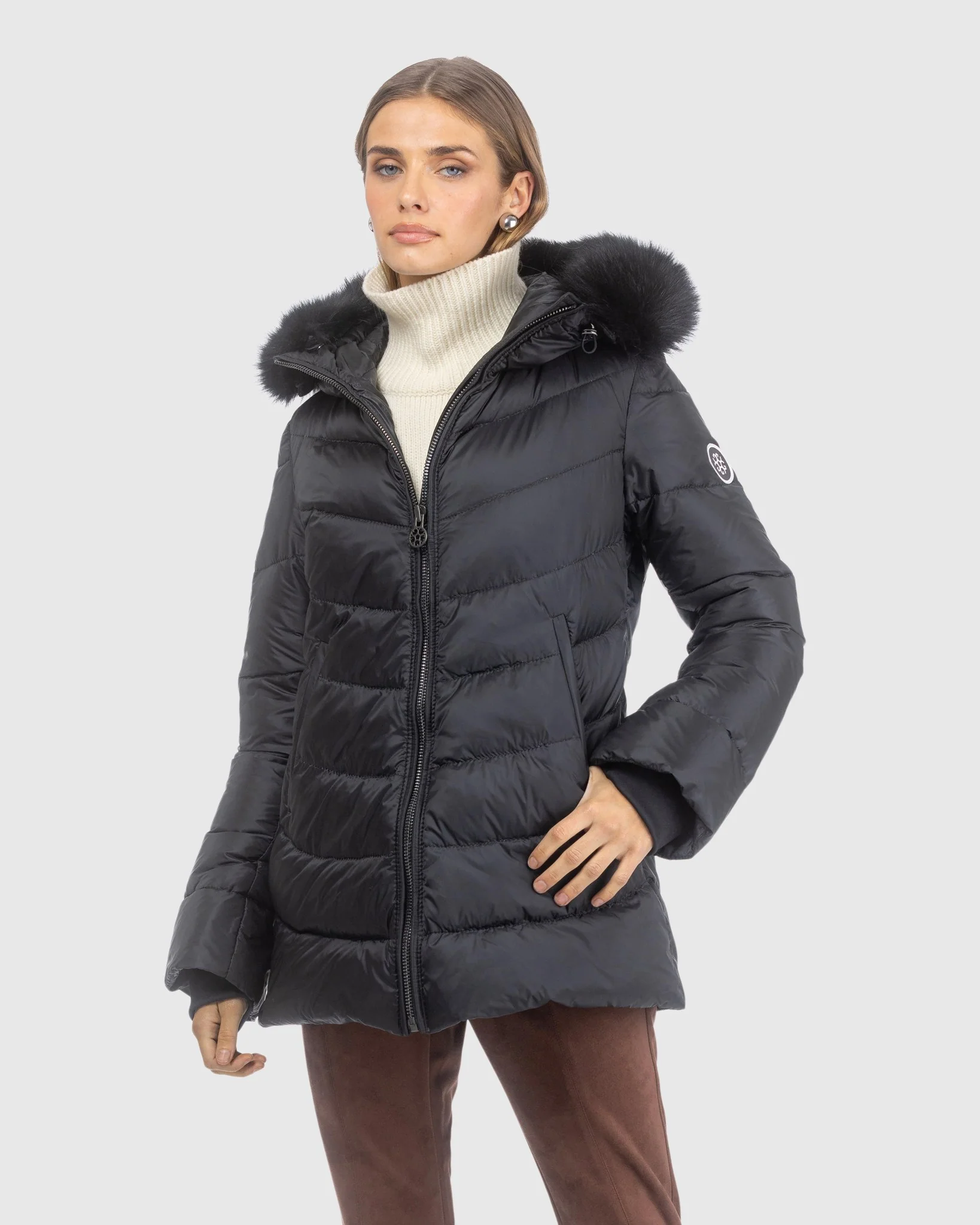 APRES-SKI JACKET WITH DETACHABLE TOSCANA LAMB HOOD TRIM - Image 5