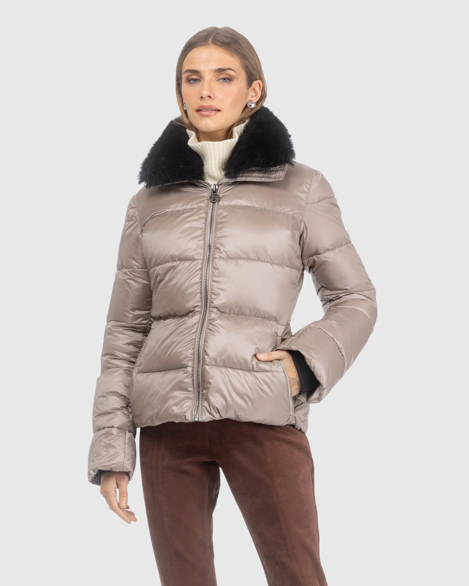 APRES-SKI JACKET WITH DETACHABLE TOSCANA LAMB COLLAR - Image 15