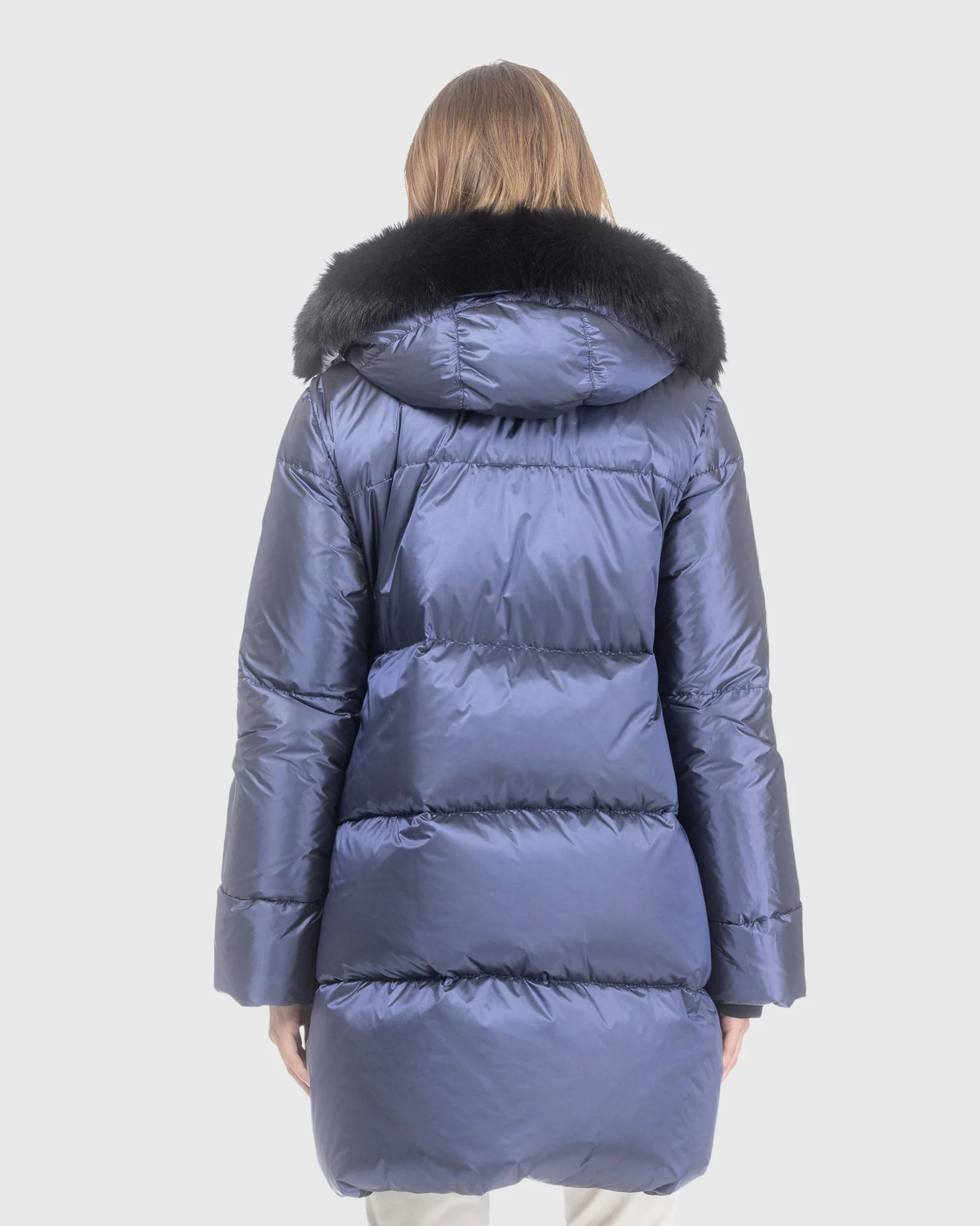 APRES-SKI JACKET WITH DETACHABLE TOSCANA LAMB HOOD TRIM - Image 11