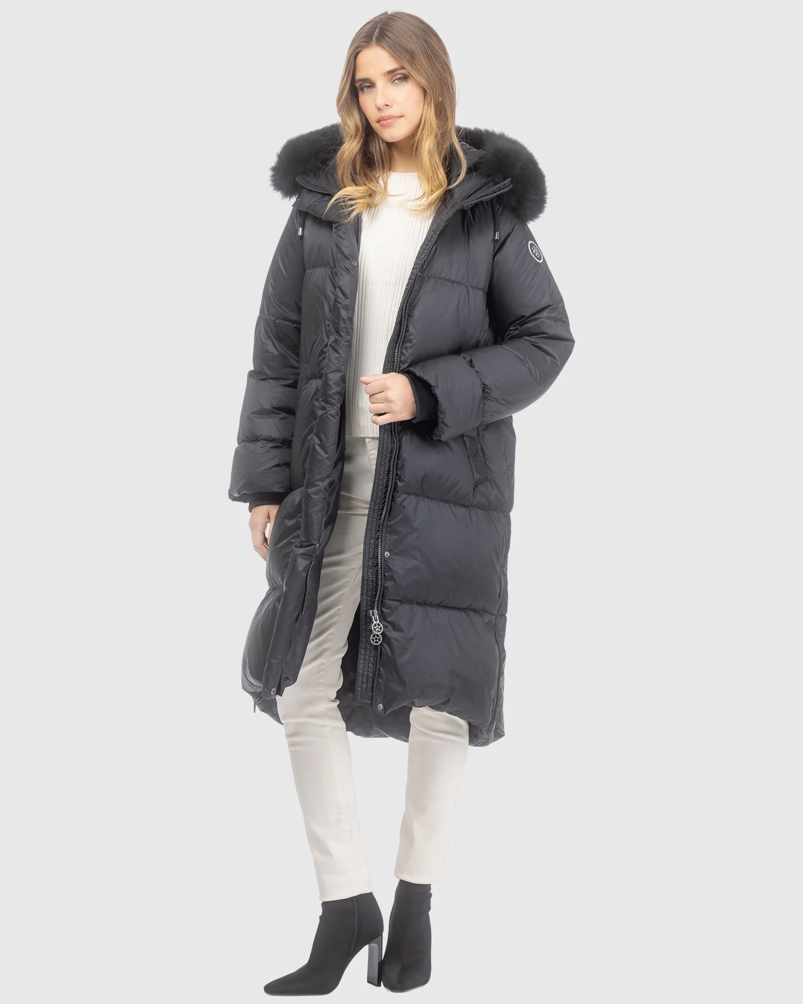APRES-SKI JACKET WITH DETACHABLE TOSCANA LAMB HOOD TRIM - Image 4