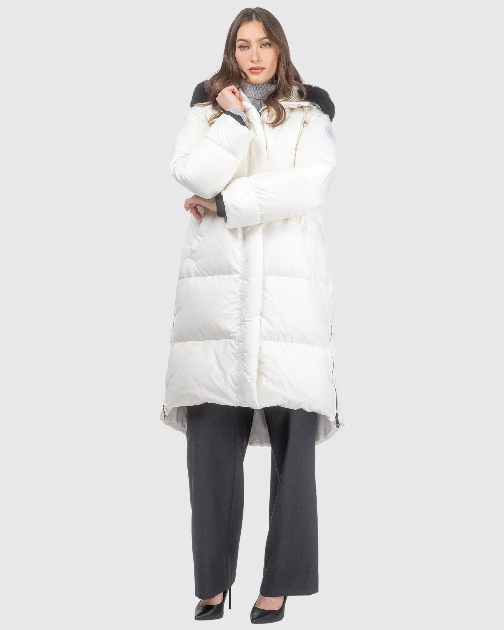 APRES-SKI JACKET WITH DETACHABLE TOSCANA LAMB HOOD TRIM - Image 6