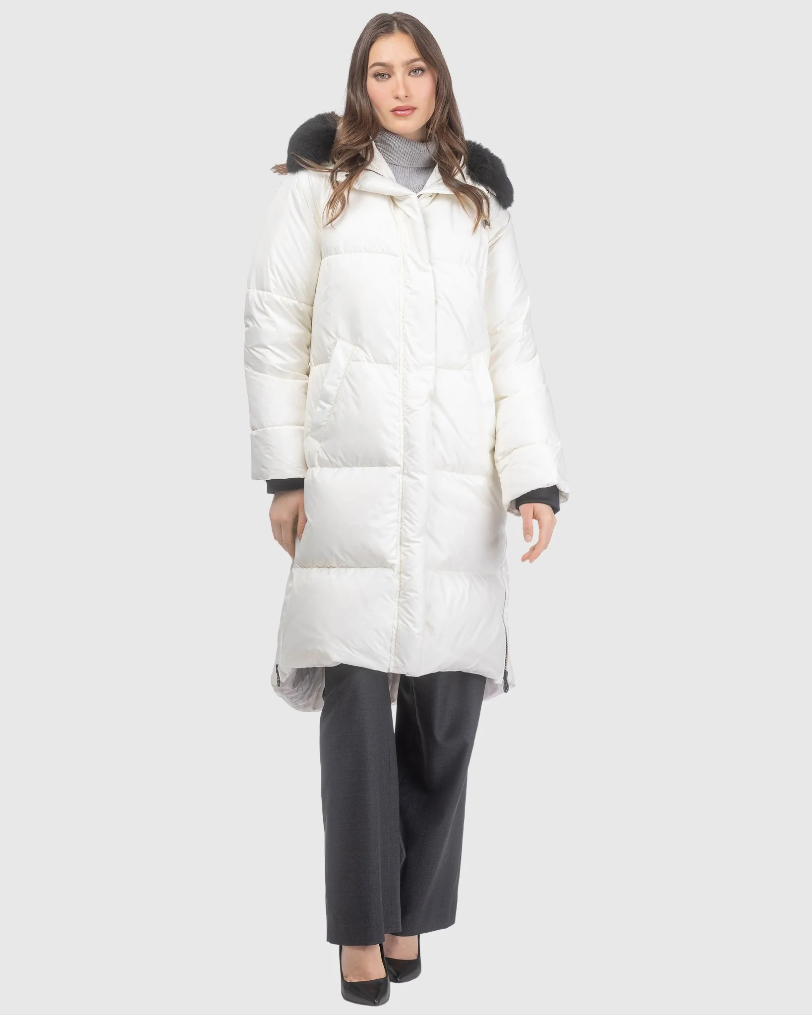 APRES-SKI JACKET WITH DETACHABLE TOSCANA LAMB HOOD TRIM - Image 9