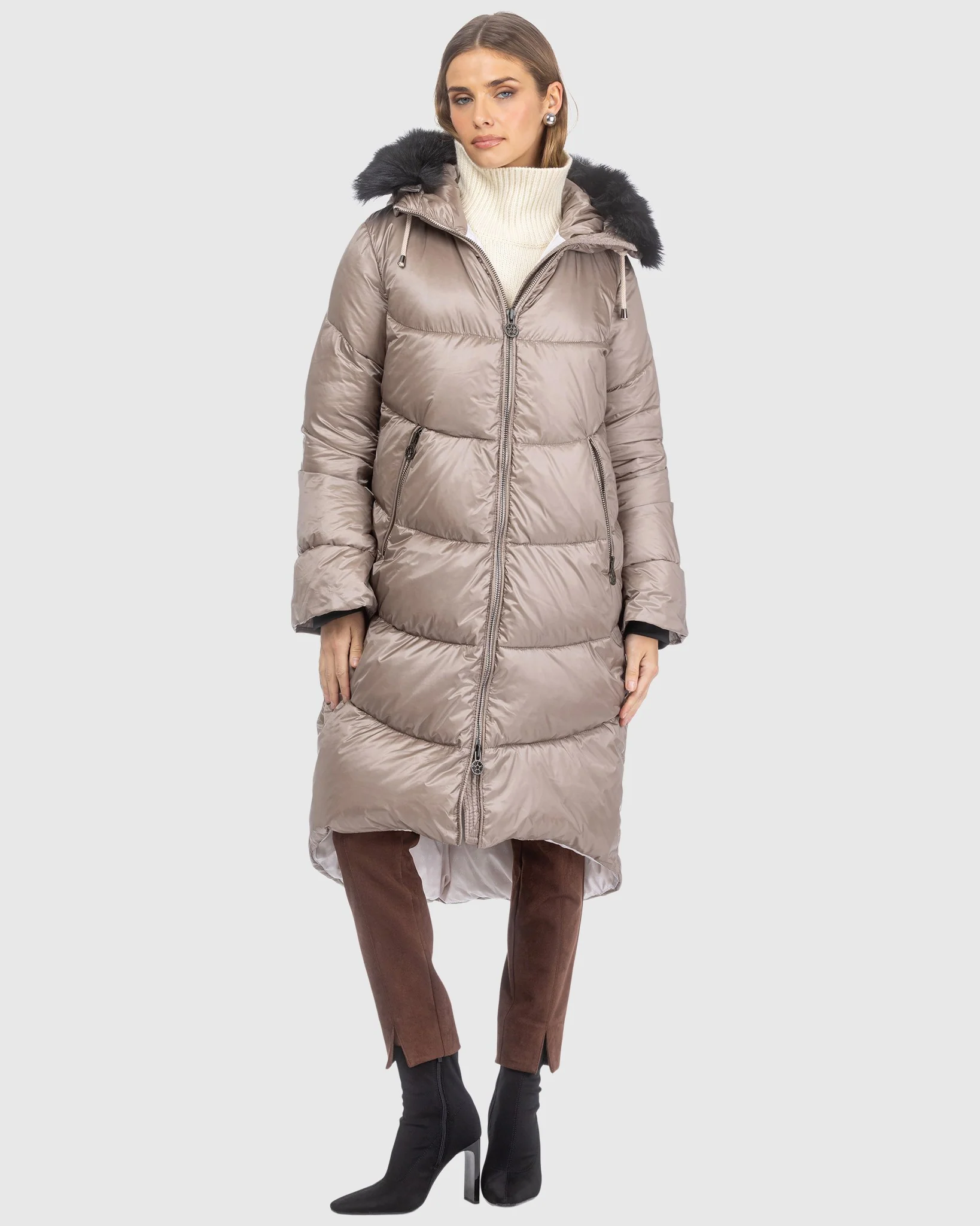 APRES-SKI JACKET WITH DETACHABLE TOSCANA LAMB HOOD TRIM - Image 12