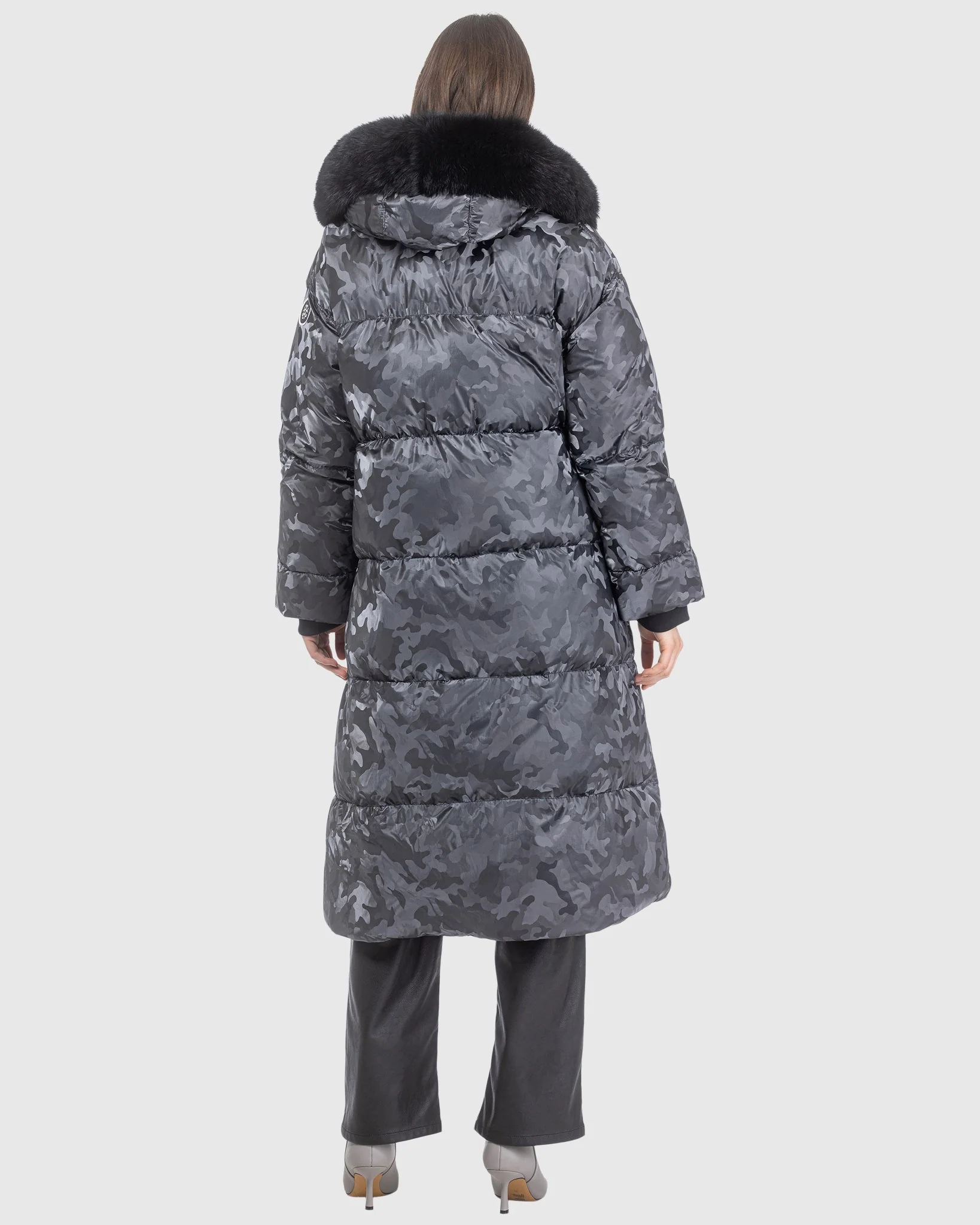 Apres-Ski Jacket With Detachable Toscana Lamb Hood Trim - Image 5