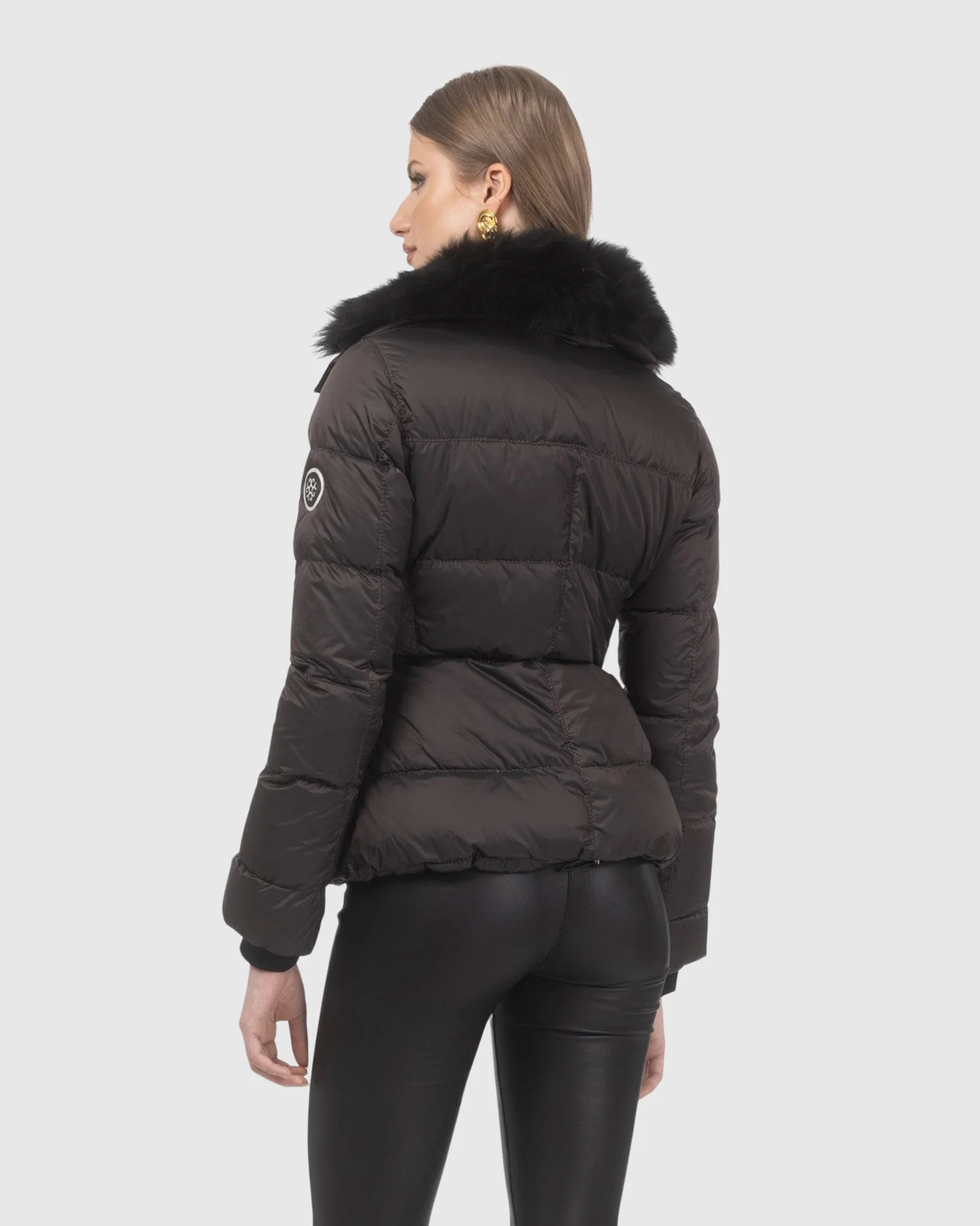 Après-Ski Jacket With Detachable Toscana Shearling Lamb Collar - Image 13