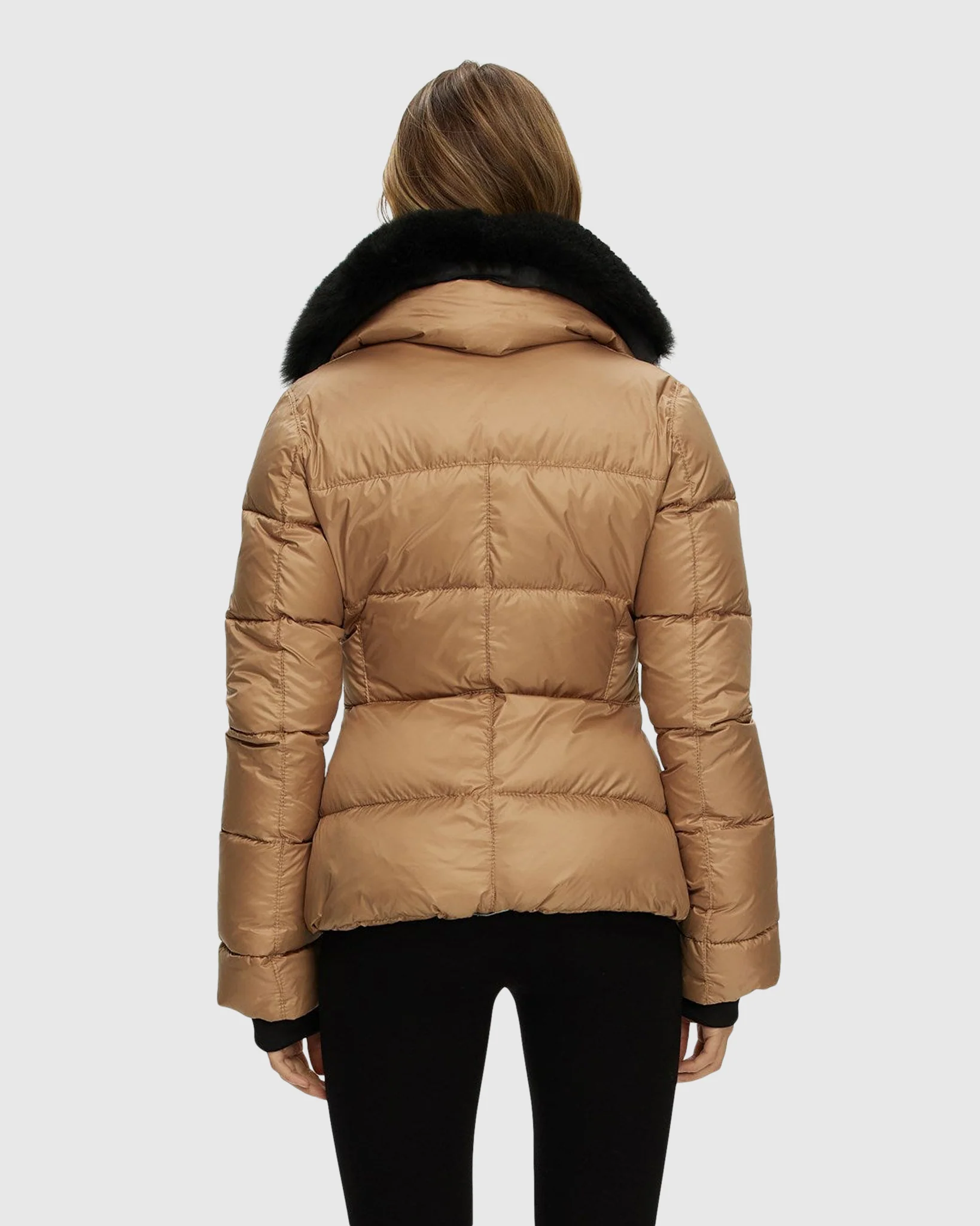 Après-Ski Jacket With Detachable Toscana Shearling Lamb Collar - Image 20