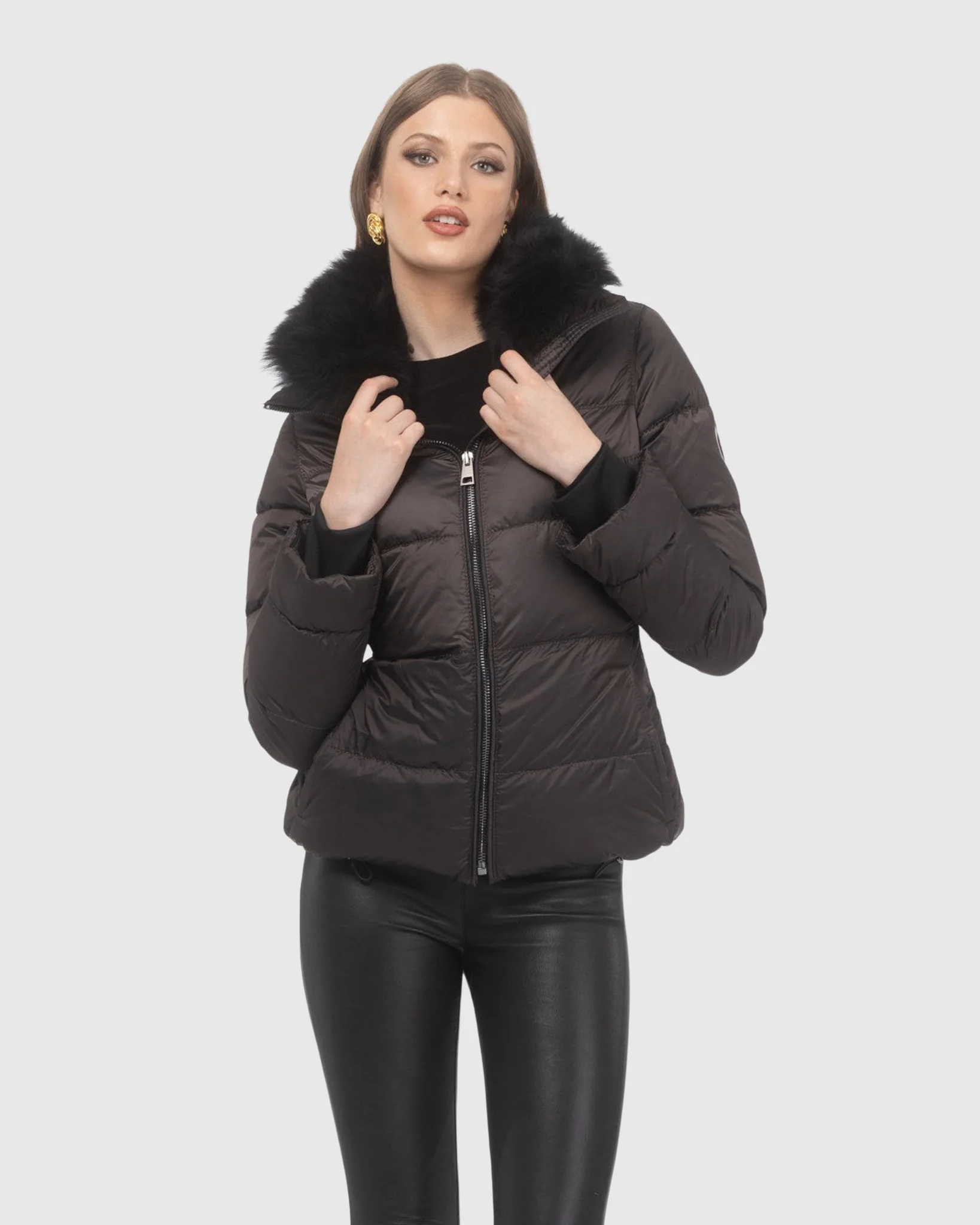 Après-Ski Jacket With Detachable Toscana Shearling Lamb Collar - Image 9