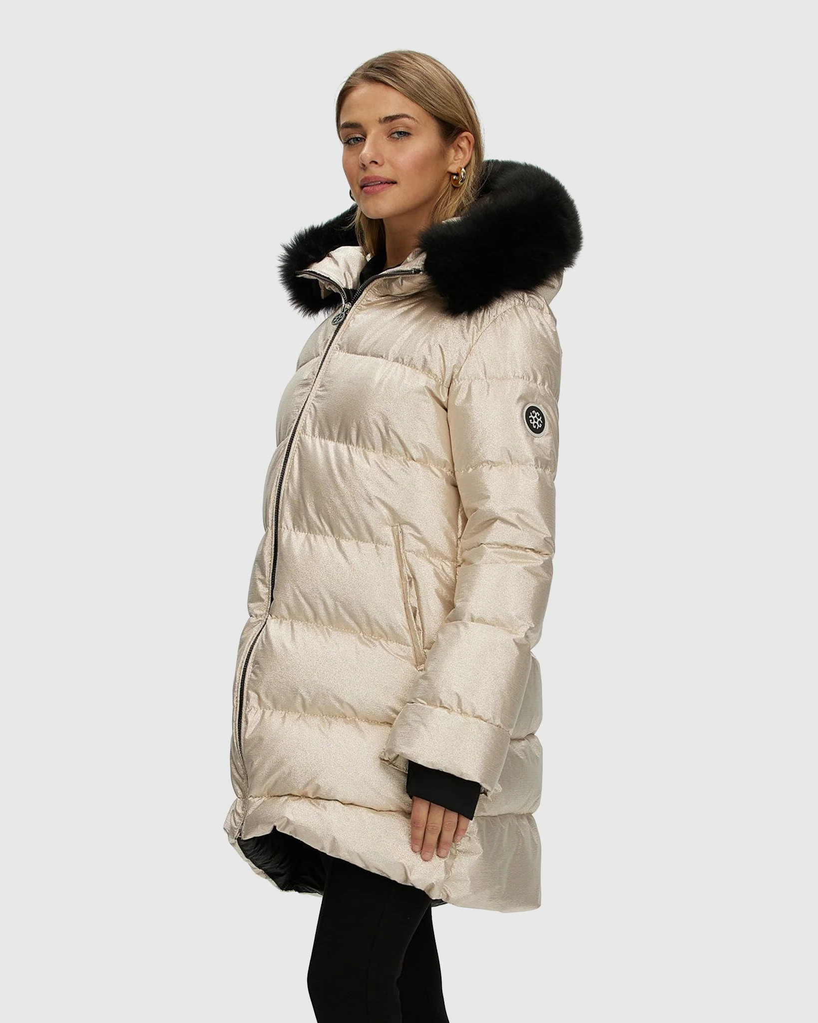 Après-Ski Jacket With Detachable Toscana Shearling Lamb Hood Trim - Image 4