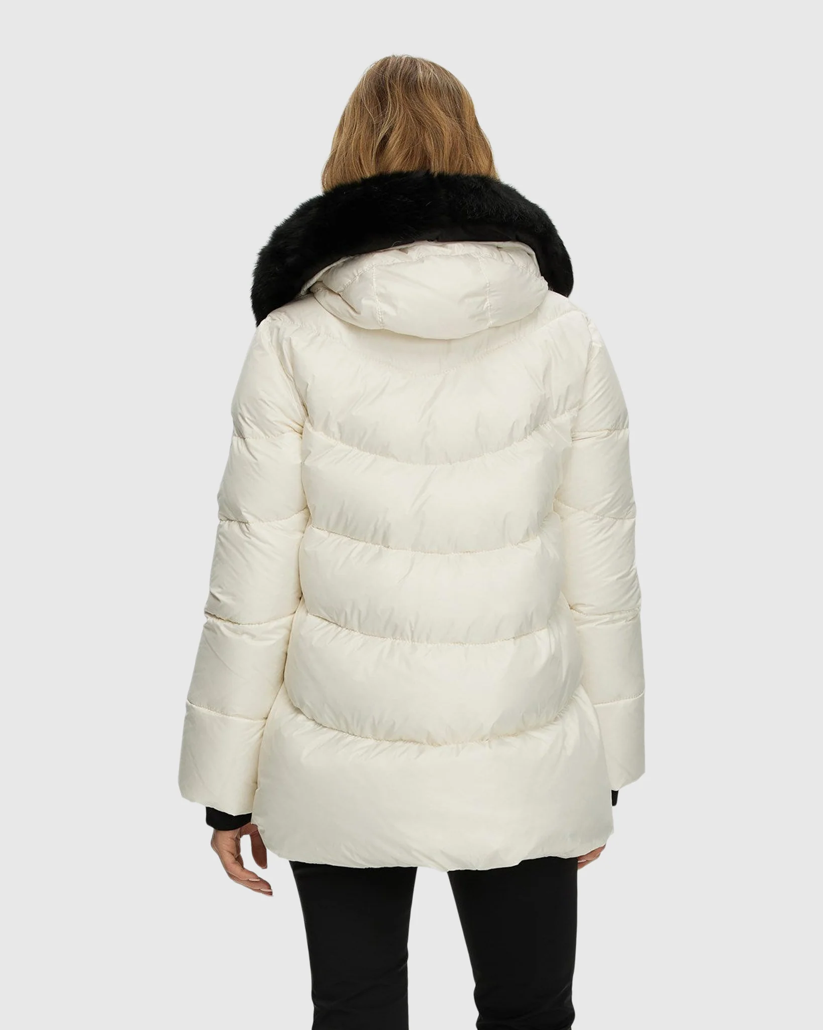 Après-Ski Jacket With Detachable Toscana Shearling Lamb Hood Trim - Image 13
