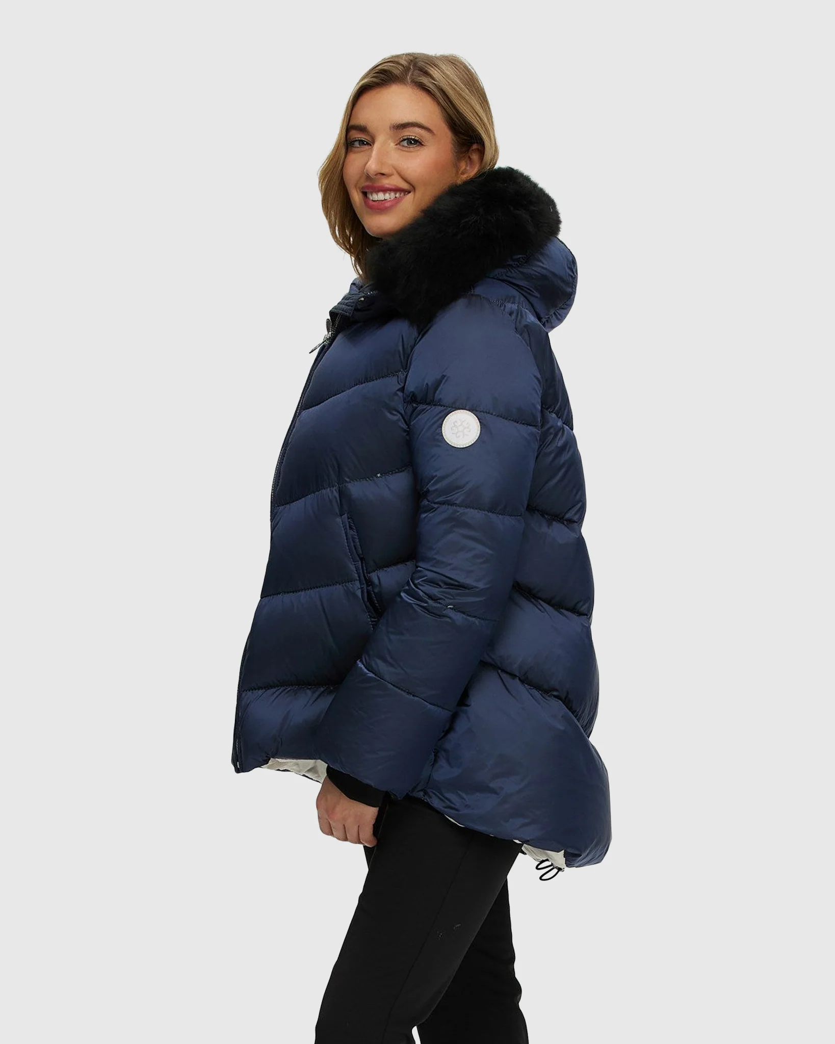 Après-Ski Jacket With Detachable Toscana Shearling Lamb Hood Trim - Image 19
