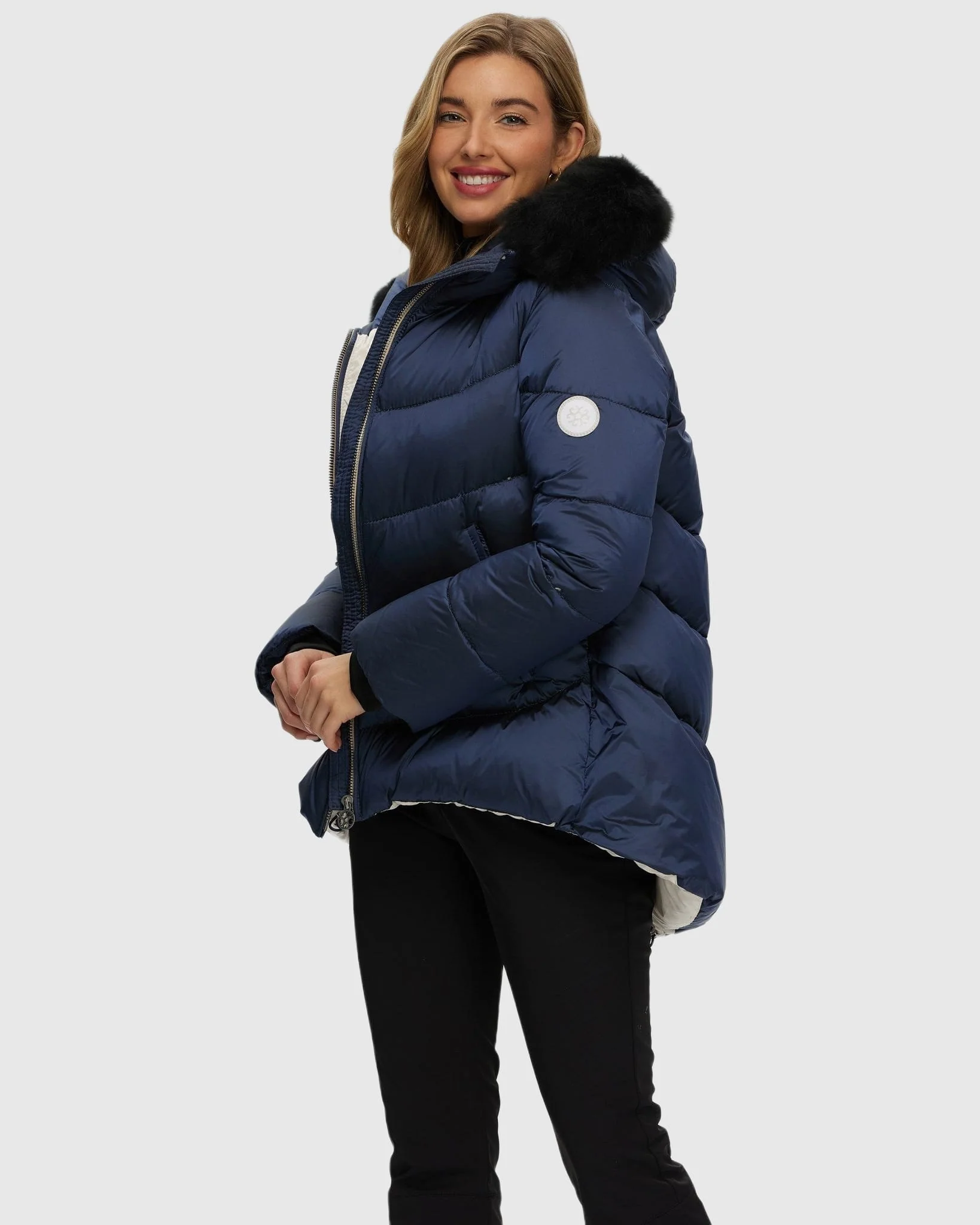Après-Ski Jacket With Detachable Toscana Shearling Lamb Hood Trim - Image 23