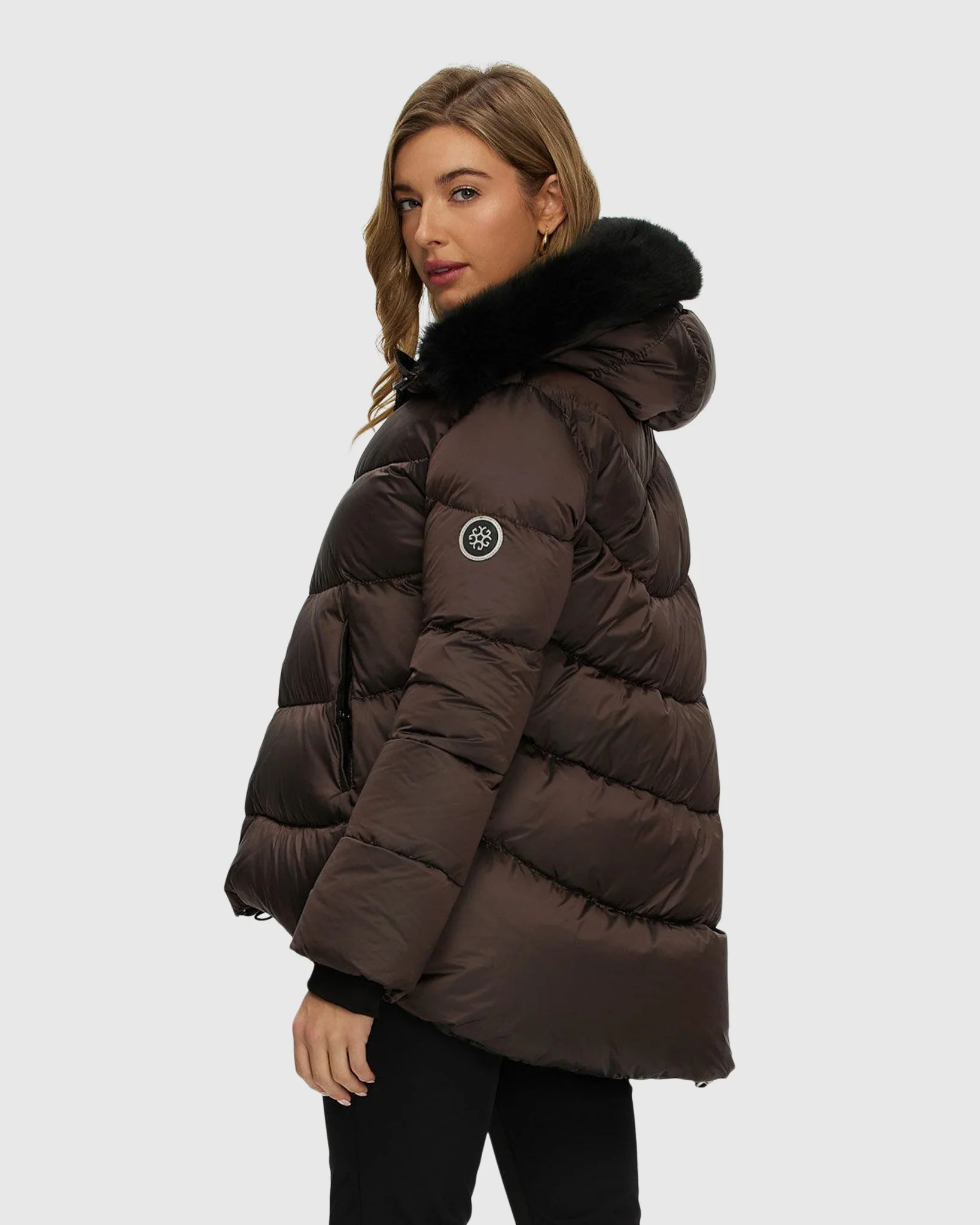 Après-Ski Jacket With Detachable Toscana Shearling Lamb Hood Trim - Image 6
