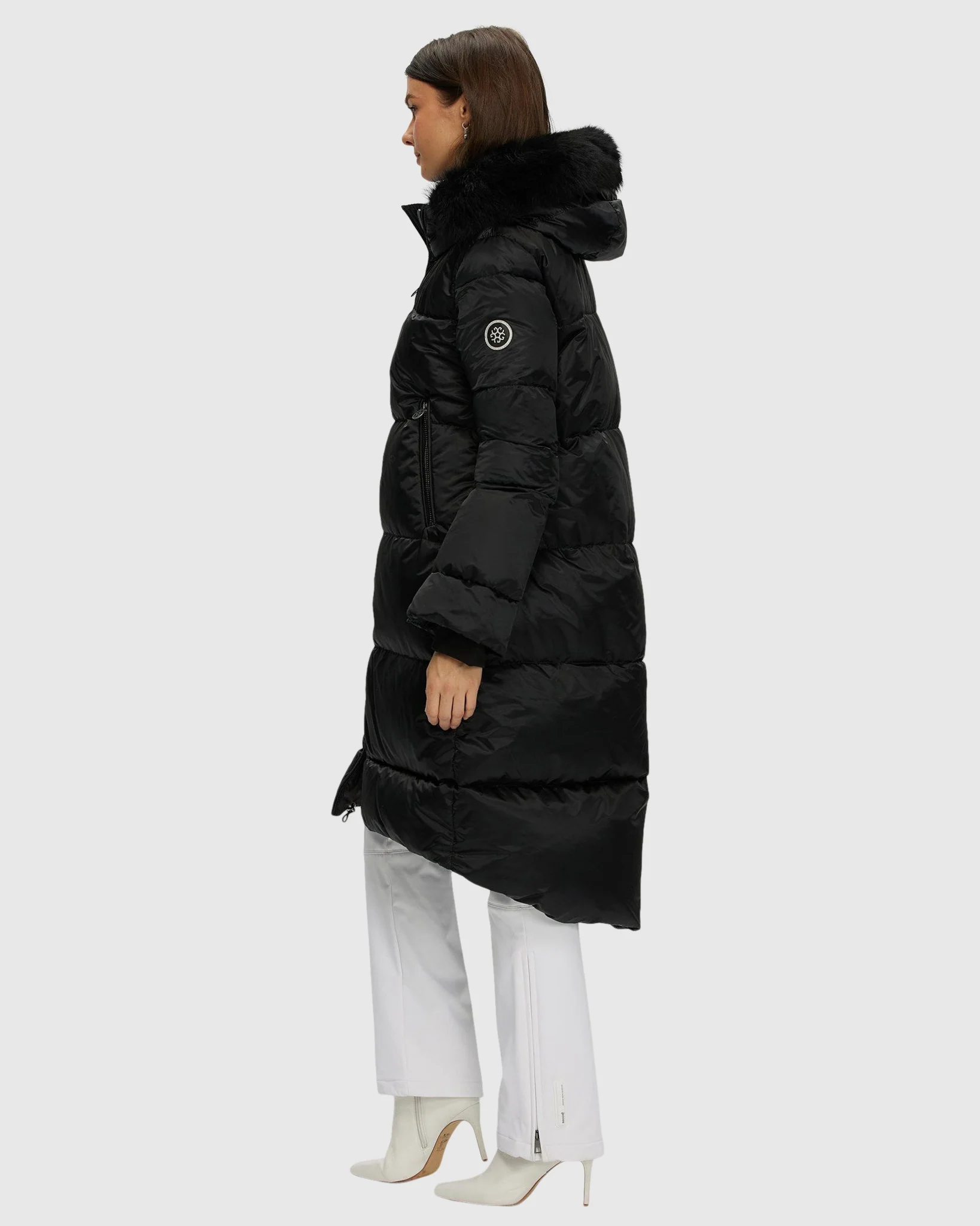 Après-Ski Jacket With Detachable Toscana Shearling Lamb Hood Trim - Image 11