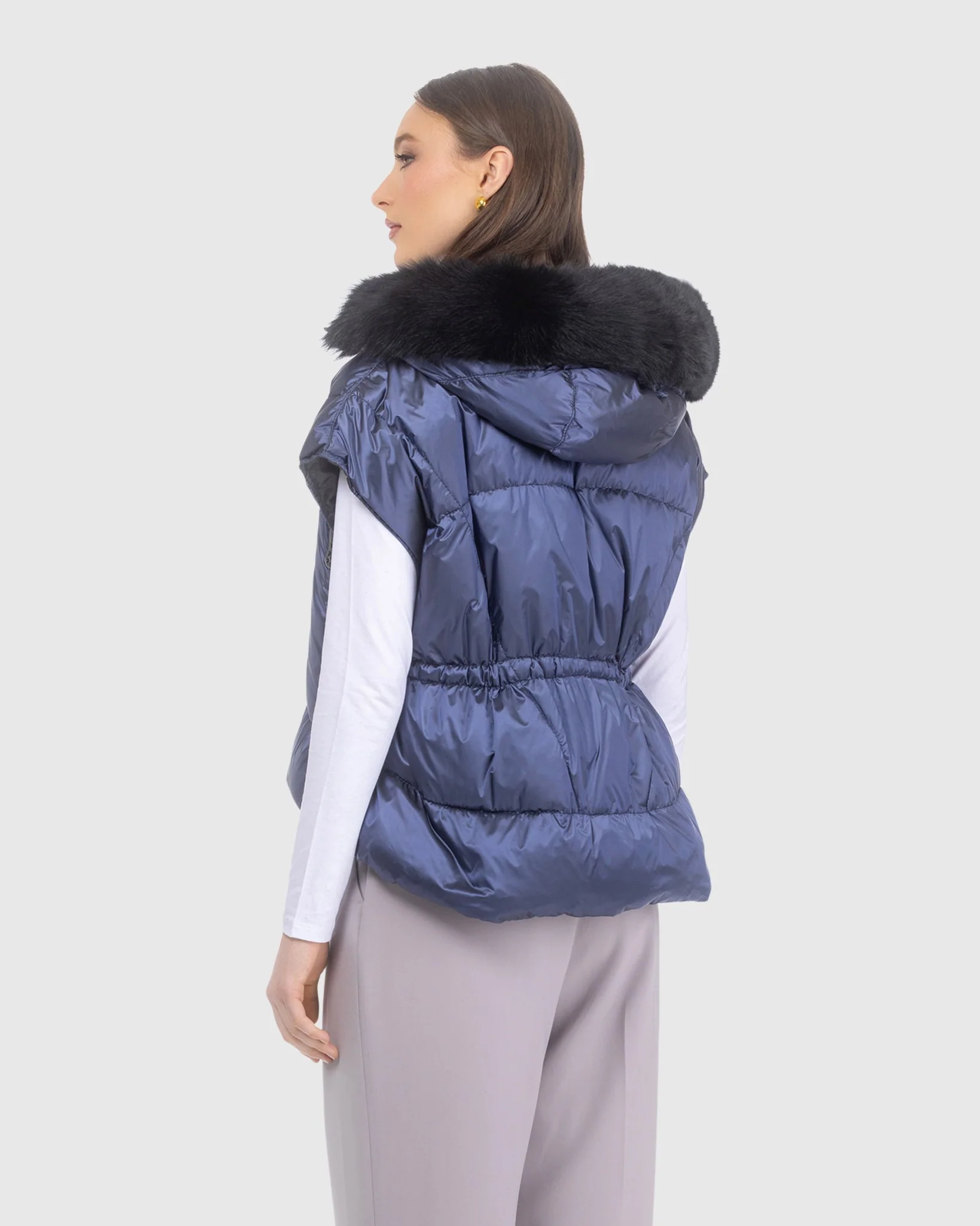 APRES-SKI VEST WITH DETACHABLE TOSCANA LAMB HOOD TRIM - Image 6