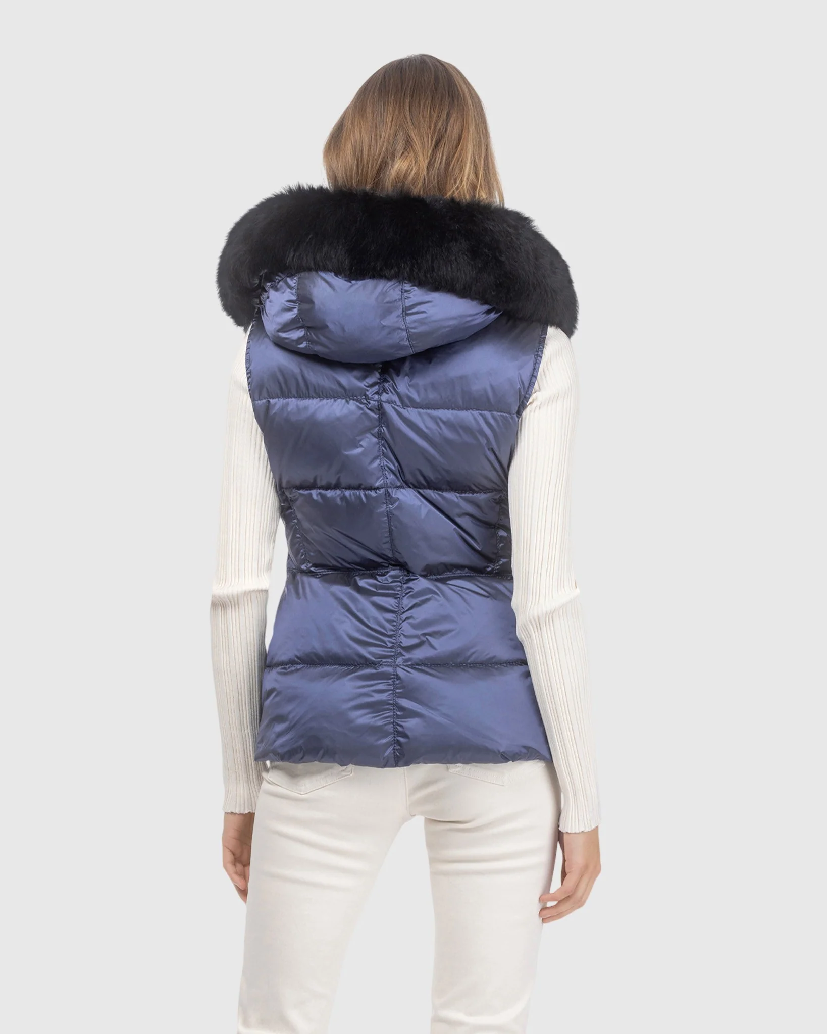 APRES-SKI VEST WITH DETACHABLE TOSCANA LAMB HOOD TRIM - Image 17