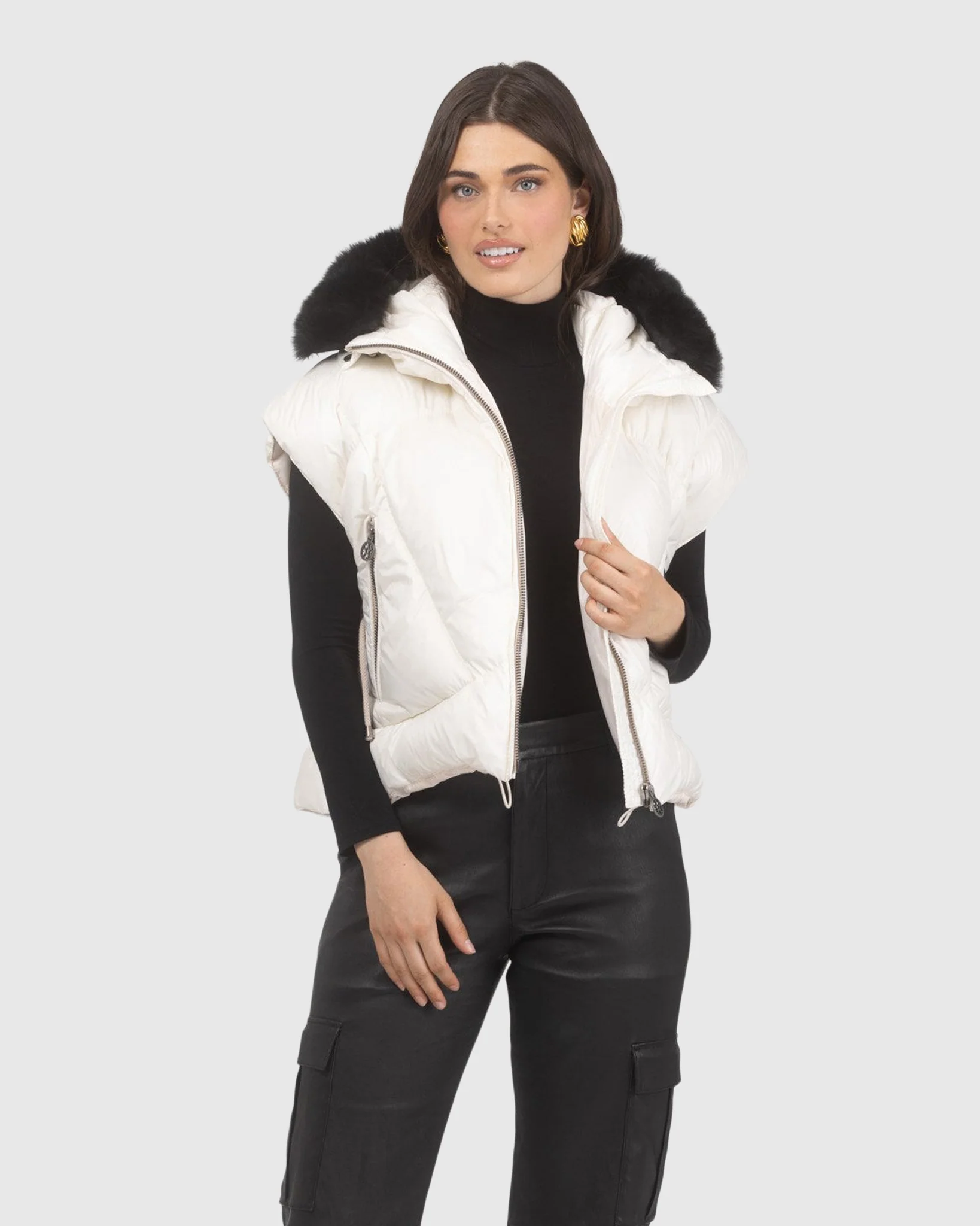 Après-Ski Vest With Detachable Toscana Shearling Lamb Hood Trim - Image 3