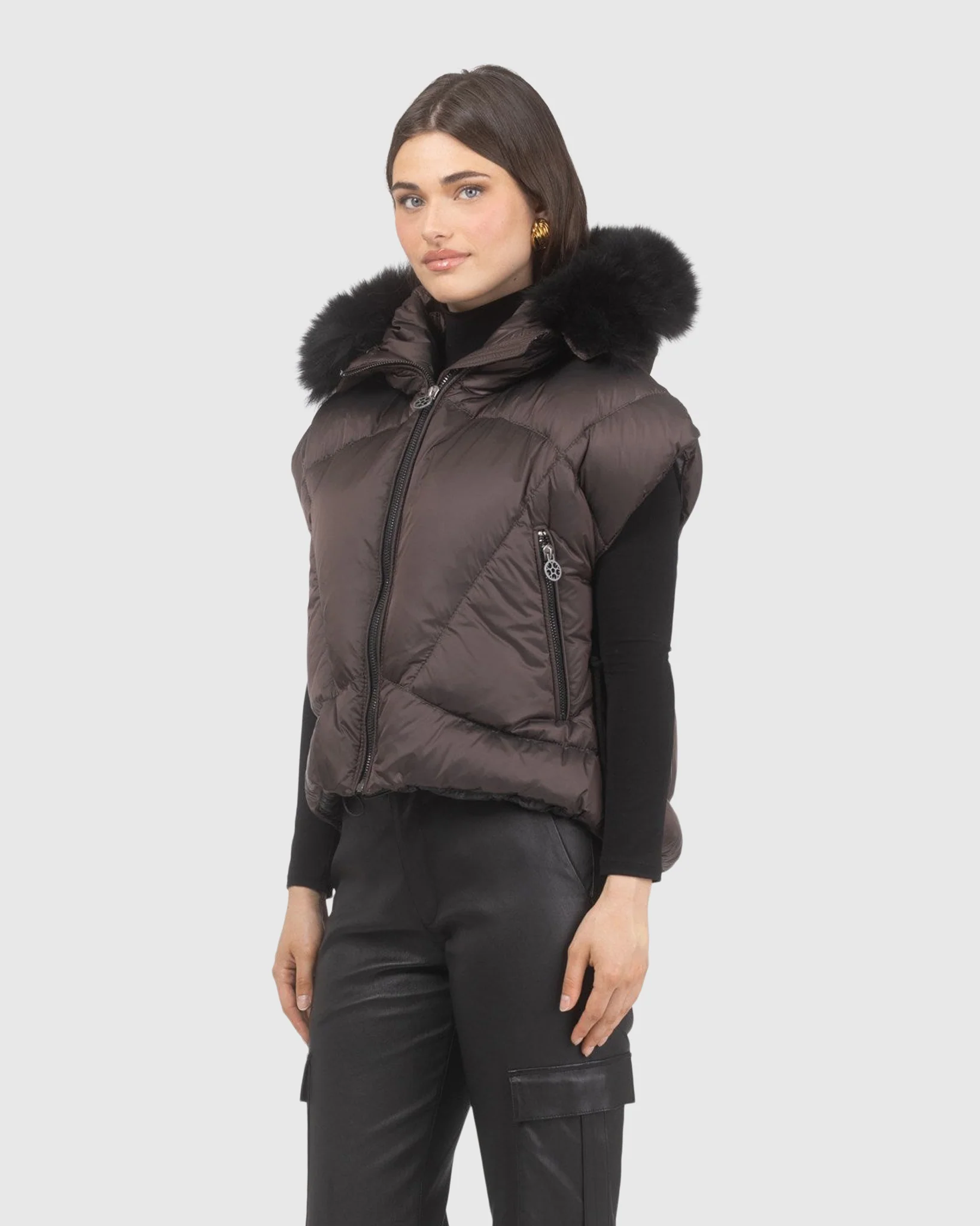 Après-Ski Vest With Detachable Toscana Shearling Lamb Hood Trim - Image 9