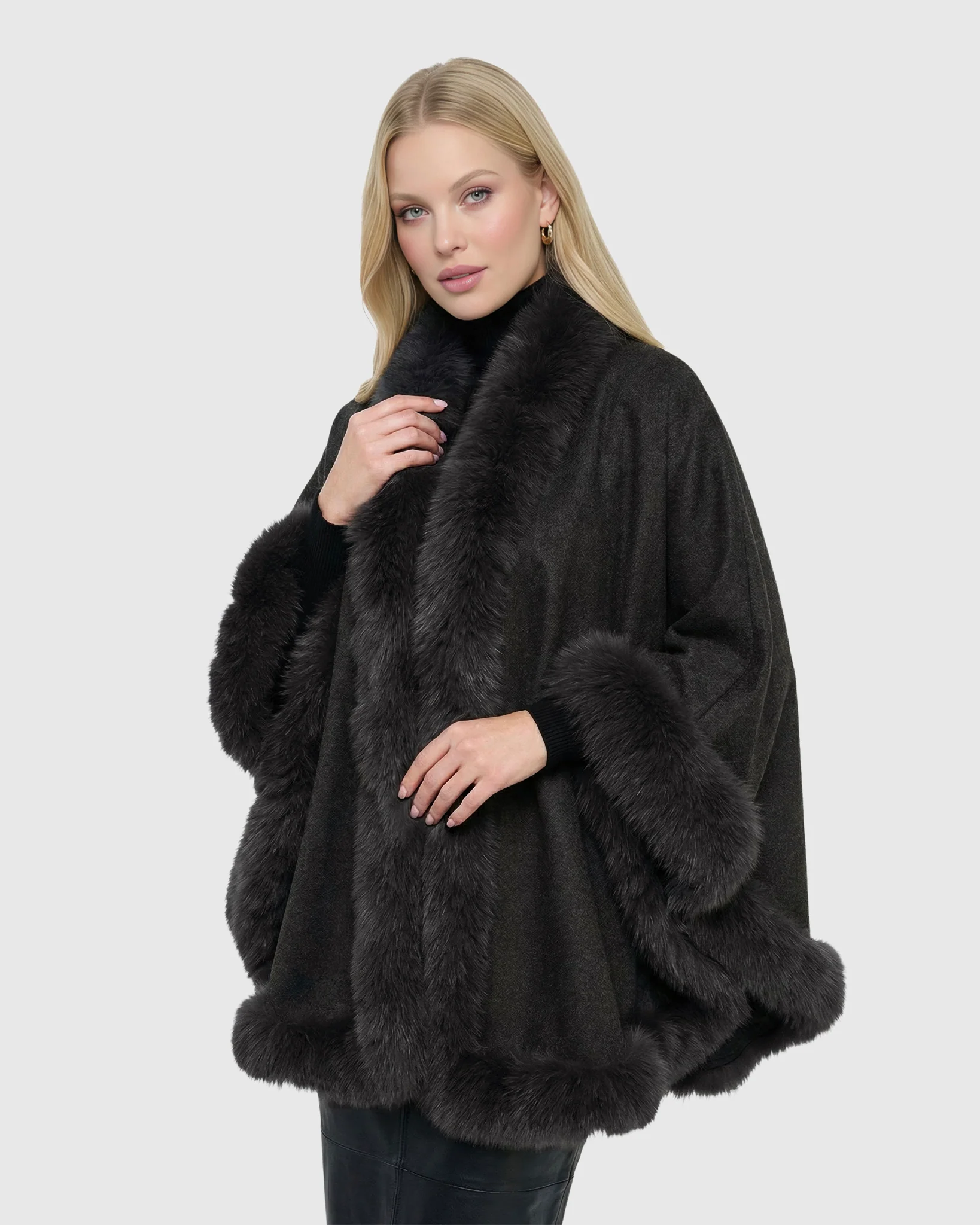 CASHMERE CAPELET WITH FOX TRIM - Image 41
