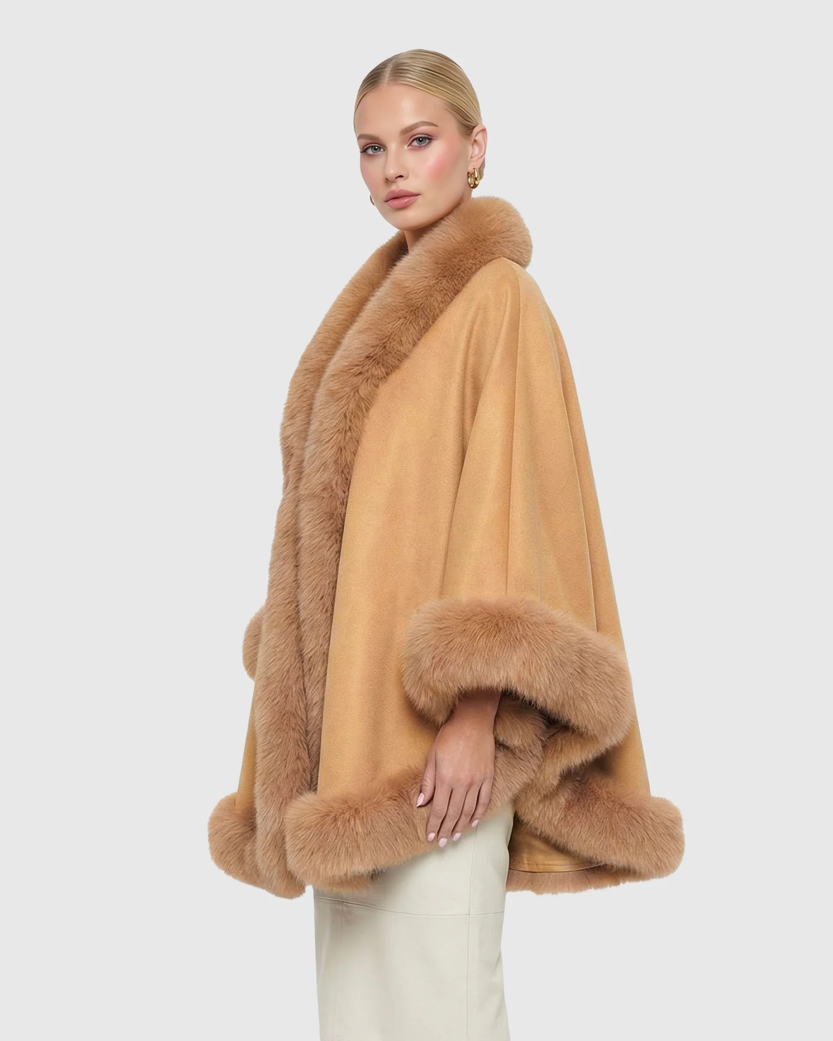 CASHMERE CAPELET WITH FOX TRIM - Image 46