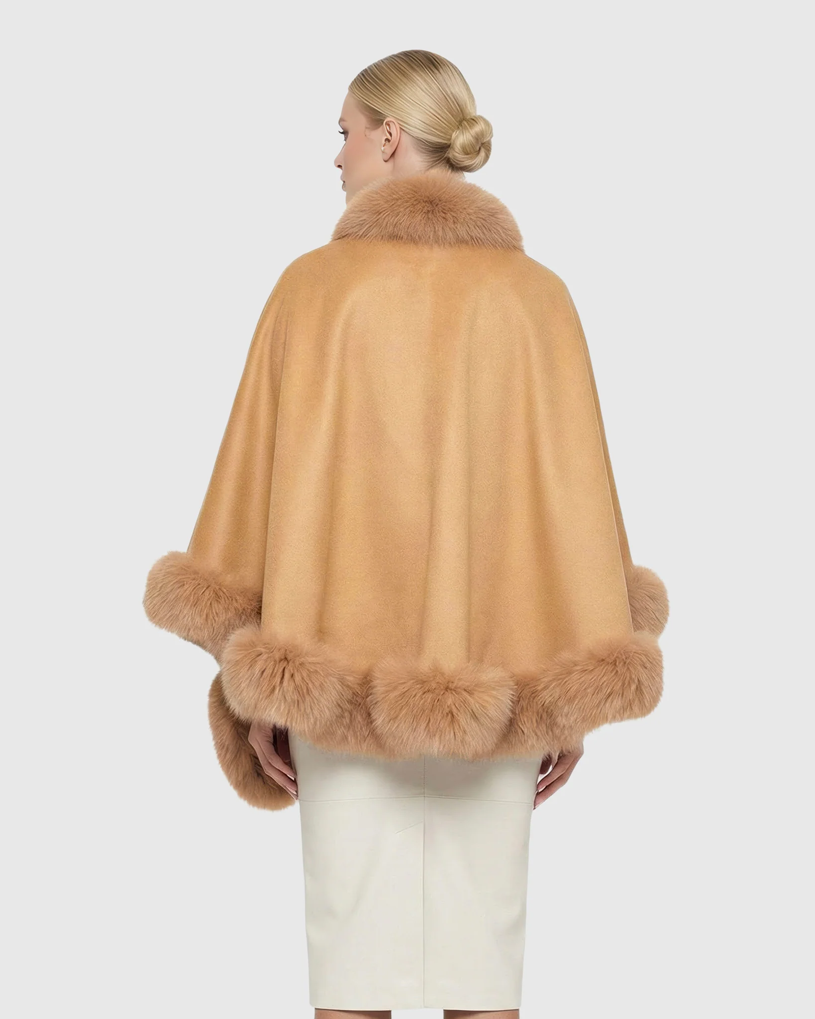 CASHMERE CAPELET WITH FOX TRIM - Image 47