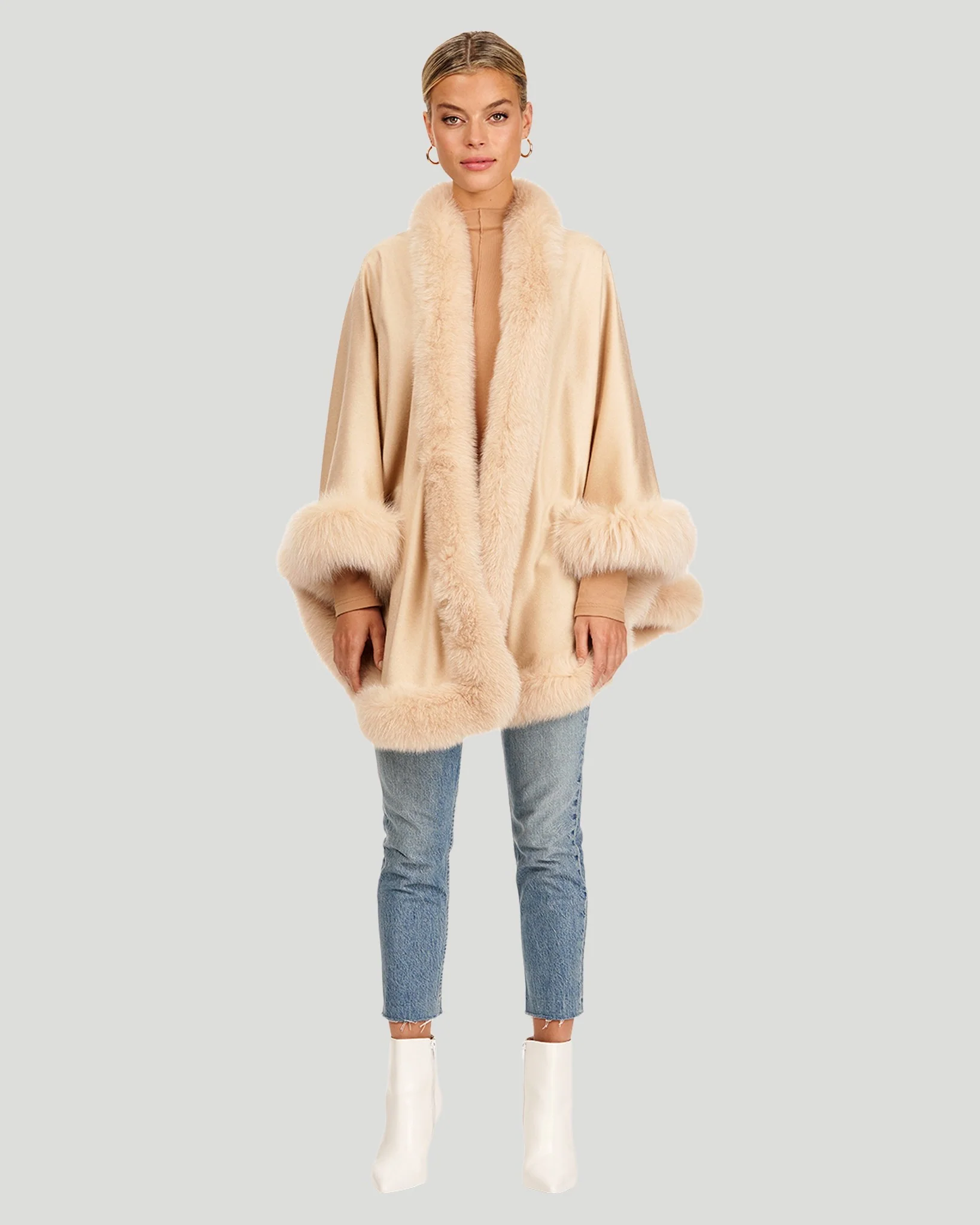 CASHMERE CAPELET WITH SHADOW FOX TRIM - Image 12