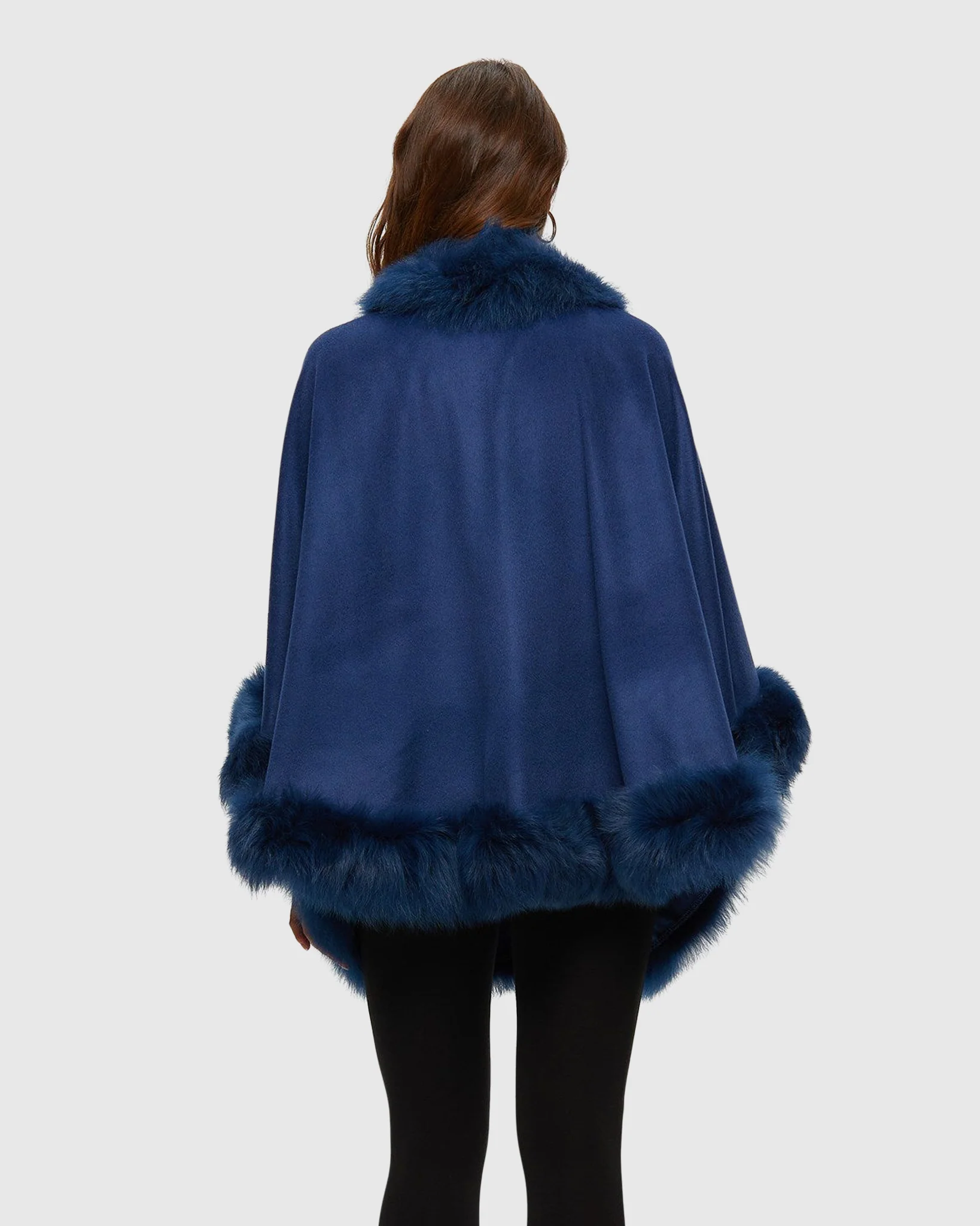 SELECT CASHMERE CAPELET WITH TOSCANA SHEARLING LAMB TRIM - Image 12