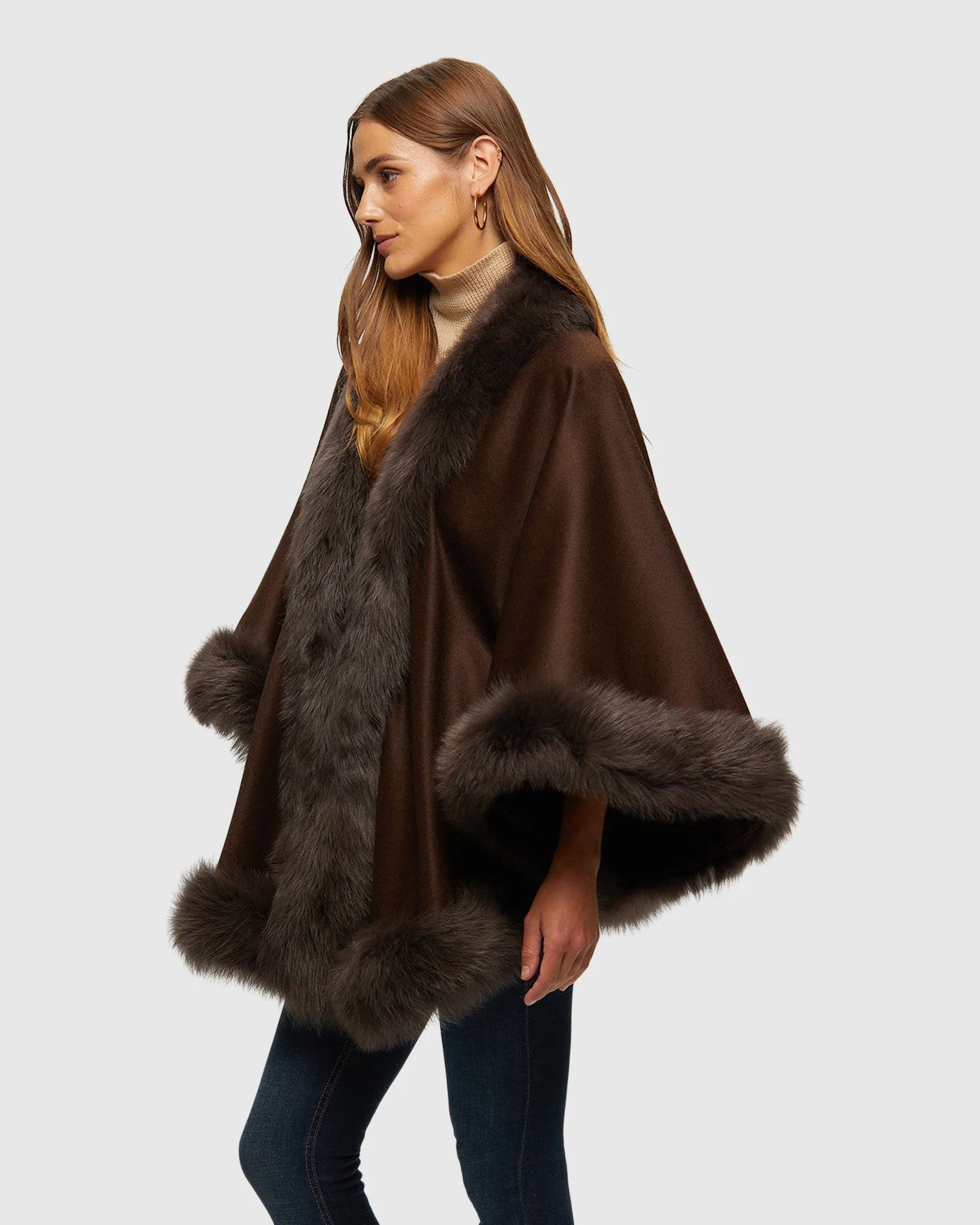 SELECT CASHMERE CAPELET WITH TOSCANA SHEARLING LAMB TRIM - Image 14