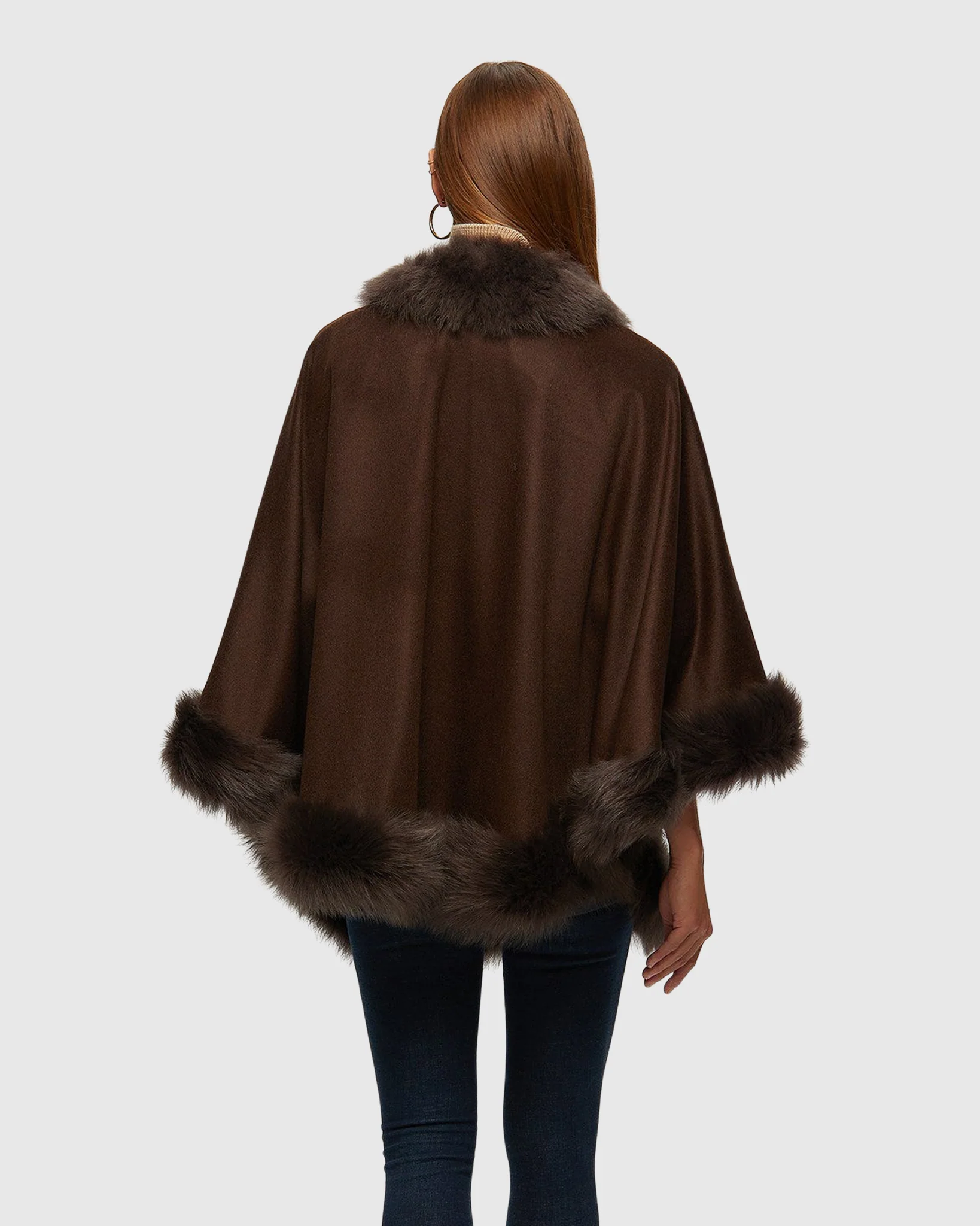 SELECT CASHMERE CAPELET WITH TOSCANA SHEARLING LAMB TRIM - Image 15