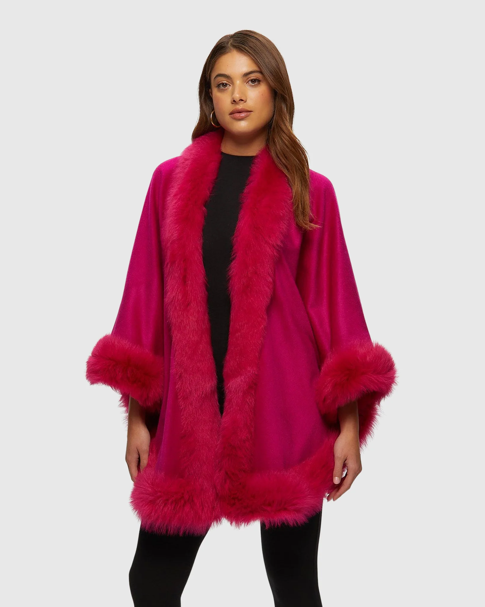 SELECT CASHMERE CAPELET WITH TOSCANA SHEARLING LAMB TRIM - Image 23