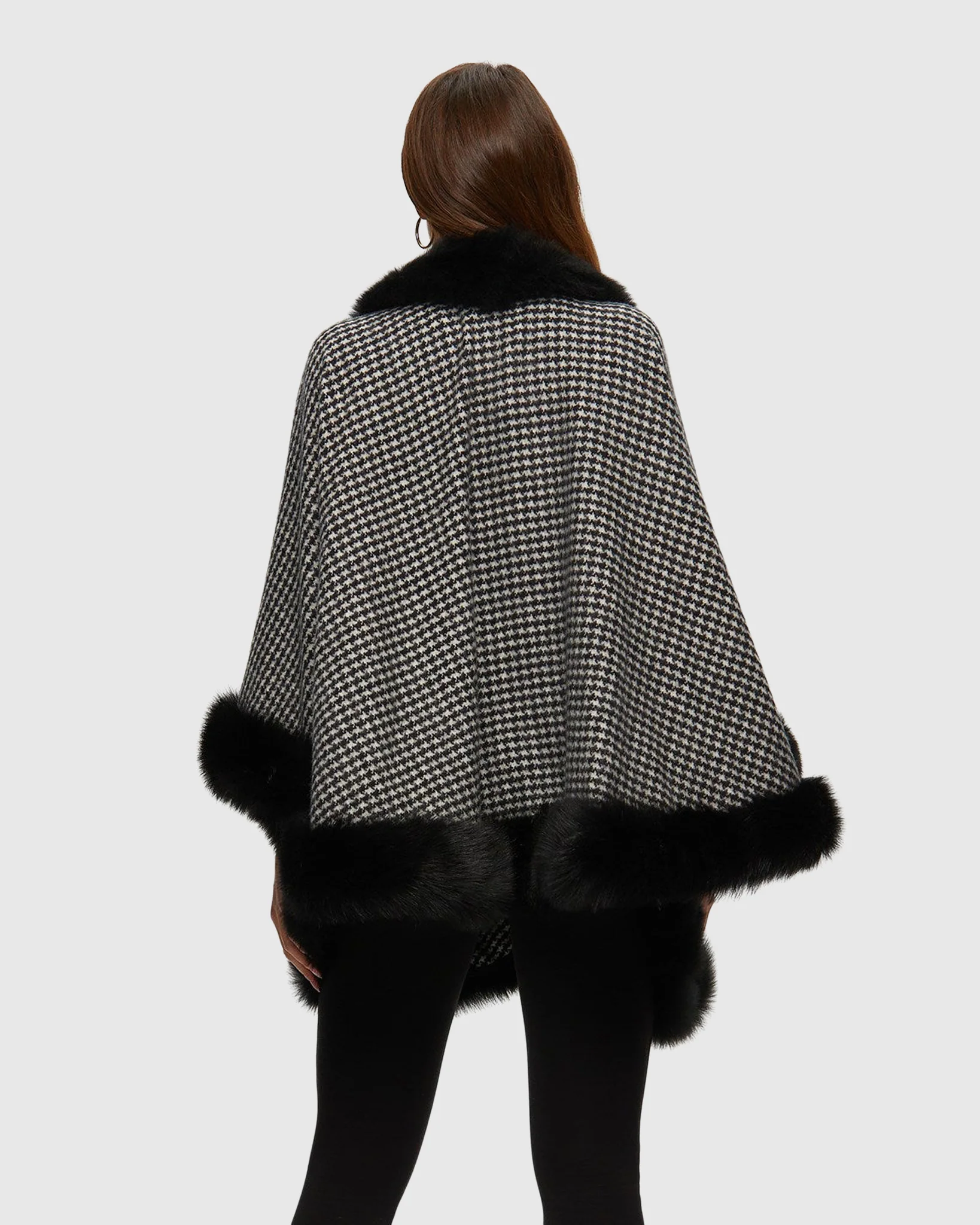 SELECT CASHMERE CAPELET WITH TOSCANA SHEARLING LAMB TRIM - Image 44