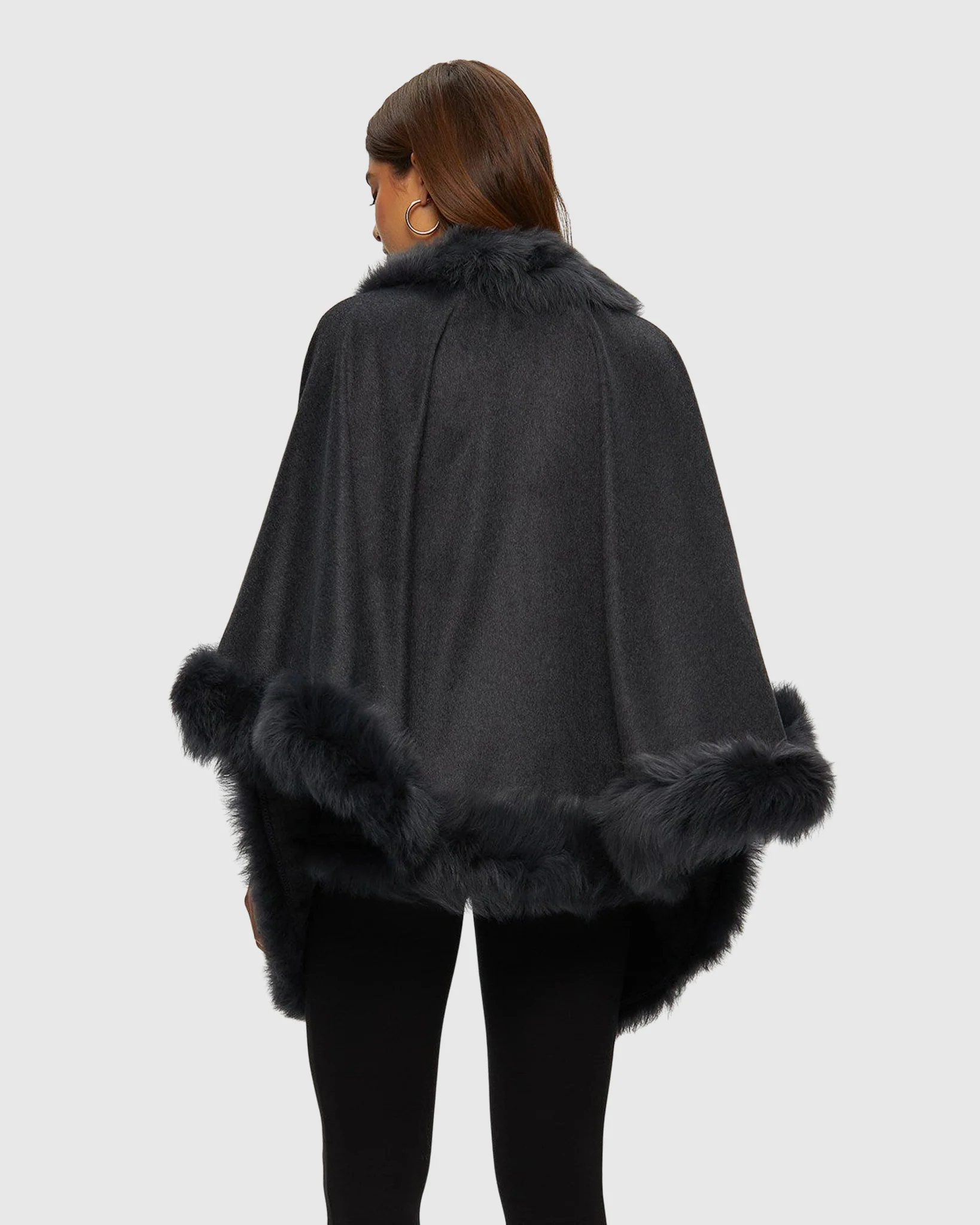 SELECT CASHMERE CAPELET WITH TOSCANA SHEARLING LAMB TRIM - Image 6