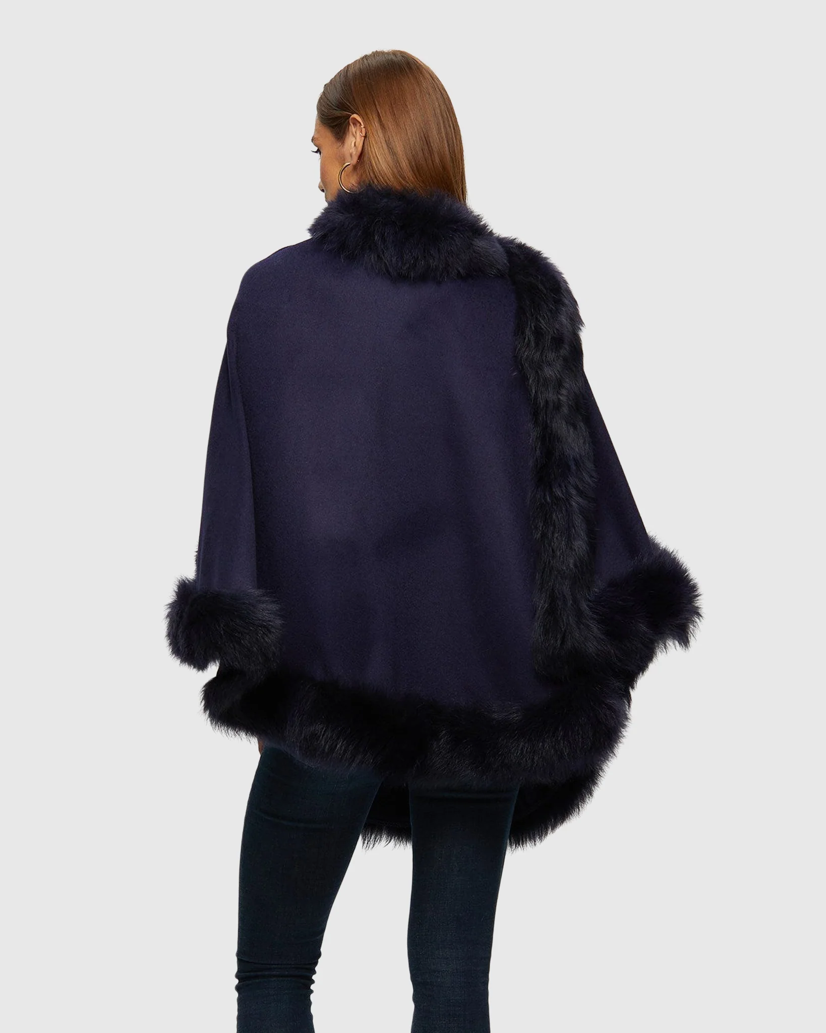 SELECT CASHMERE CAPELET WITH TOSCANA SHEARLING LAMB TRIM - Image 9