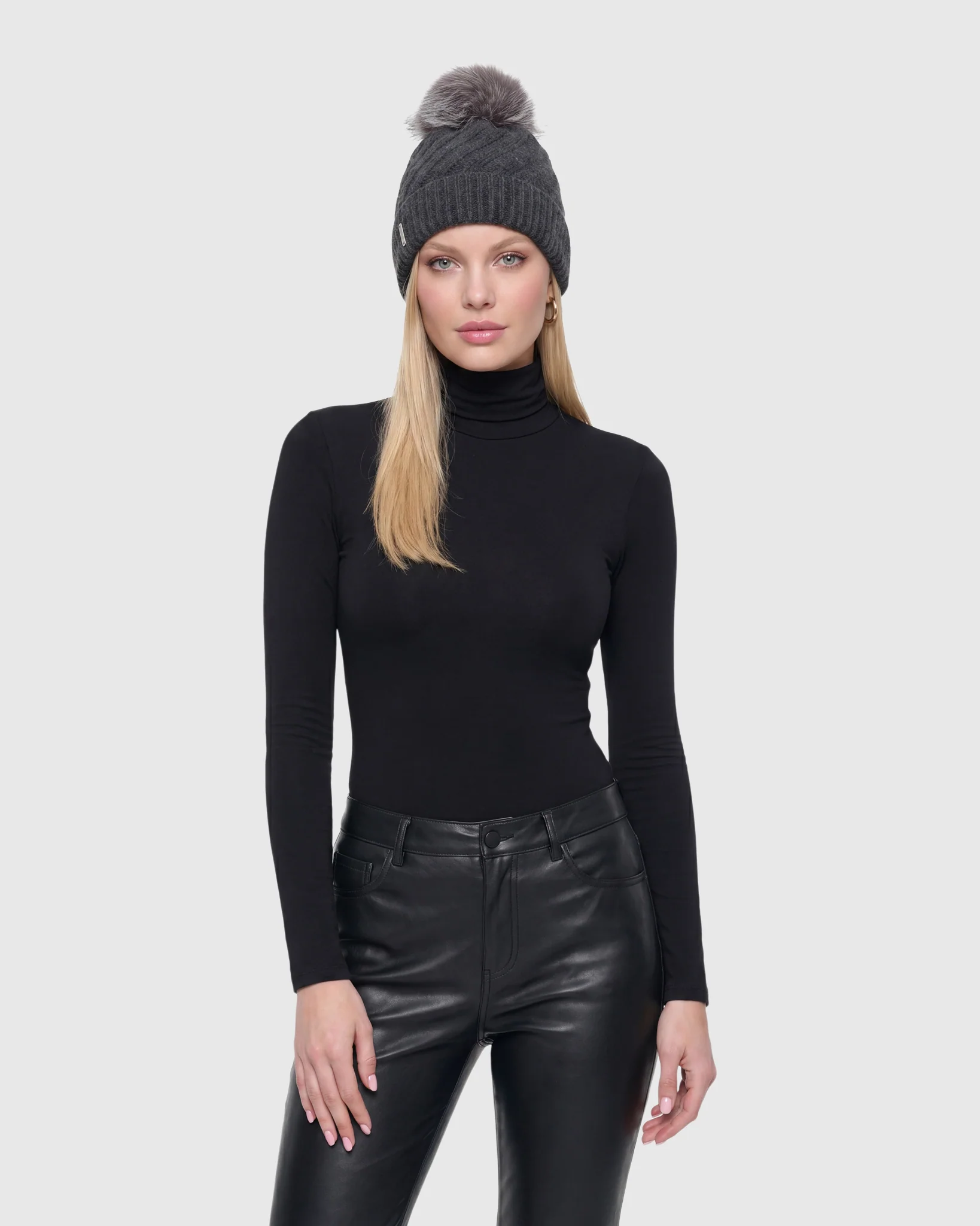 CASHMERE DIAGONAL KNIT HAT WITH FOX POMPOM - Image 5