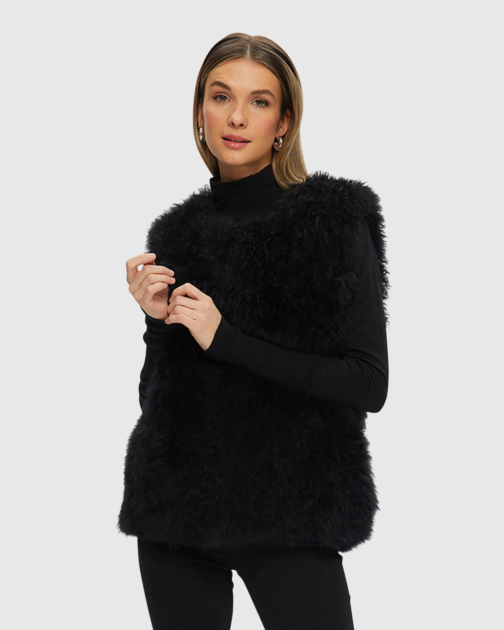 CASHMERE GOAT COLLARLESS VEST