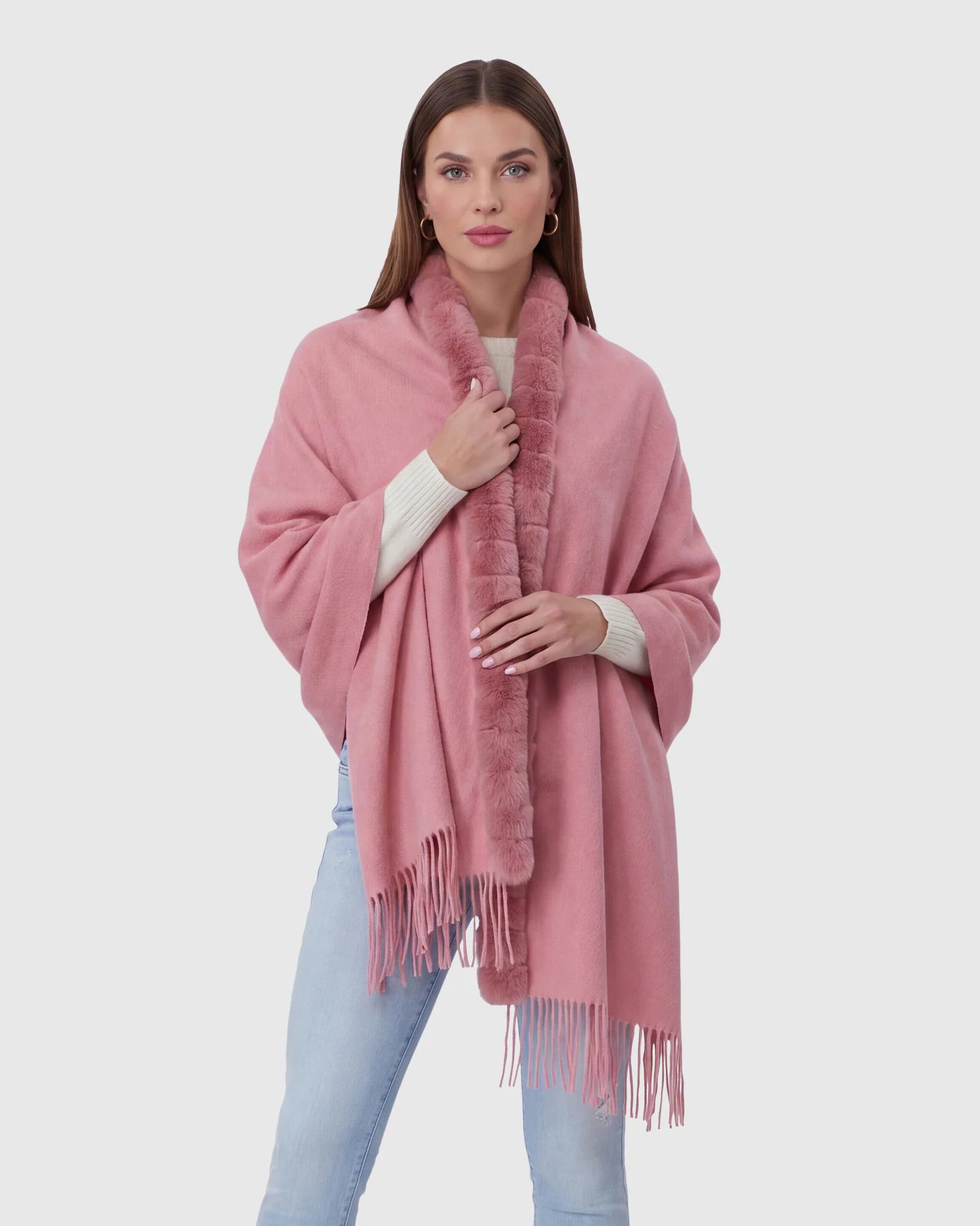 CASHMERE STOLE WITH REX RABBIT SQUARE TRIM - Image 12
