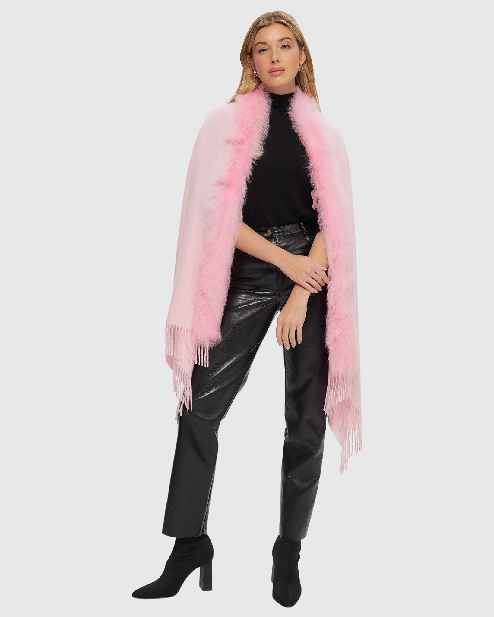 SELECT CASHMERE STOLE WITH TOSCANA LAMB TRIM - Image 14