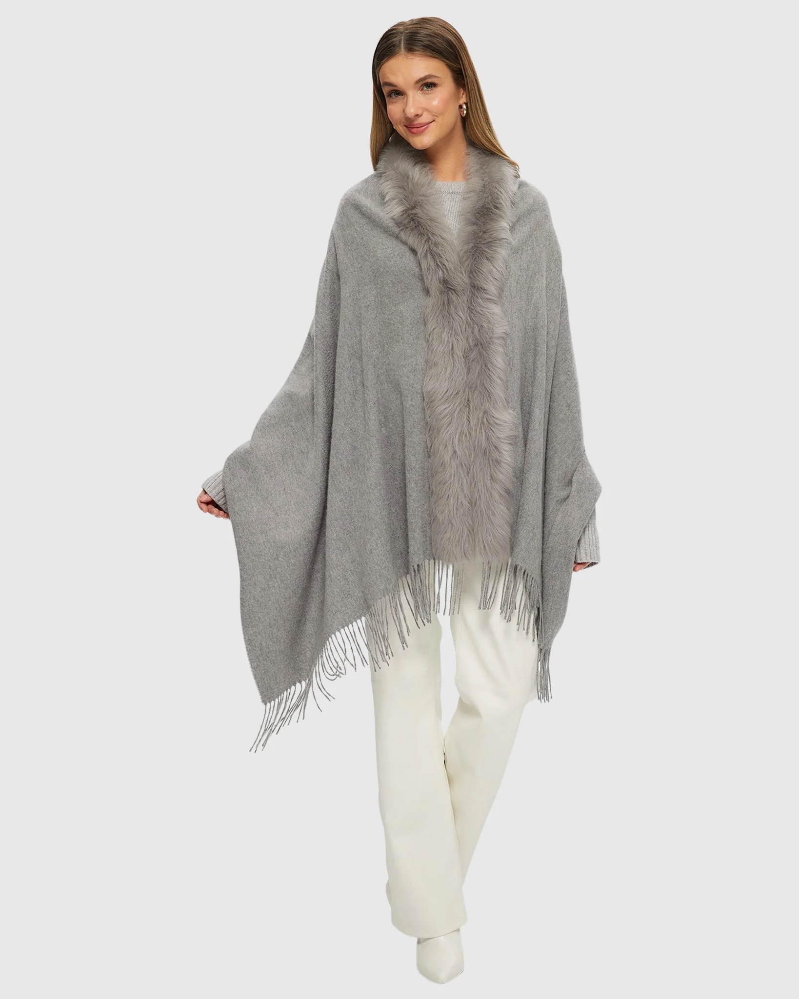 SELECT CASHMERE STOLE WITH TOSCANA LAMB TRIM - Image 18