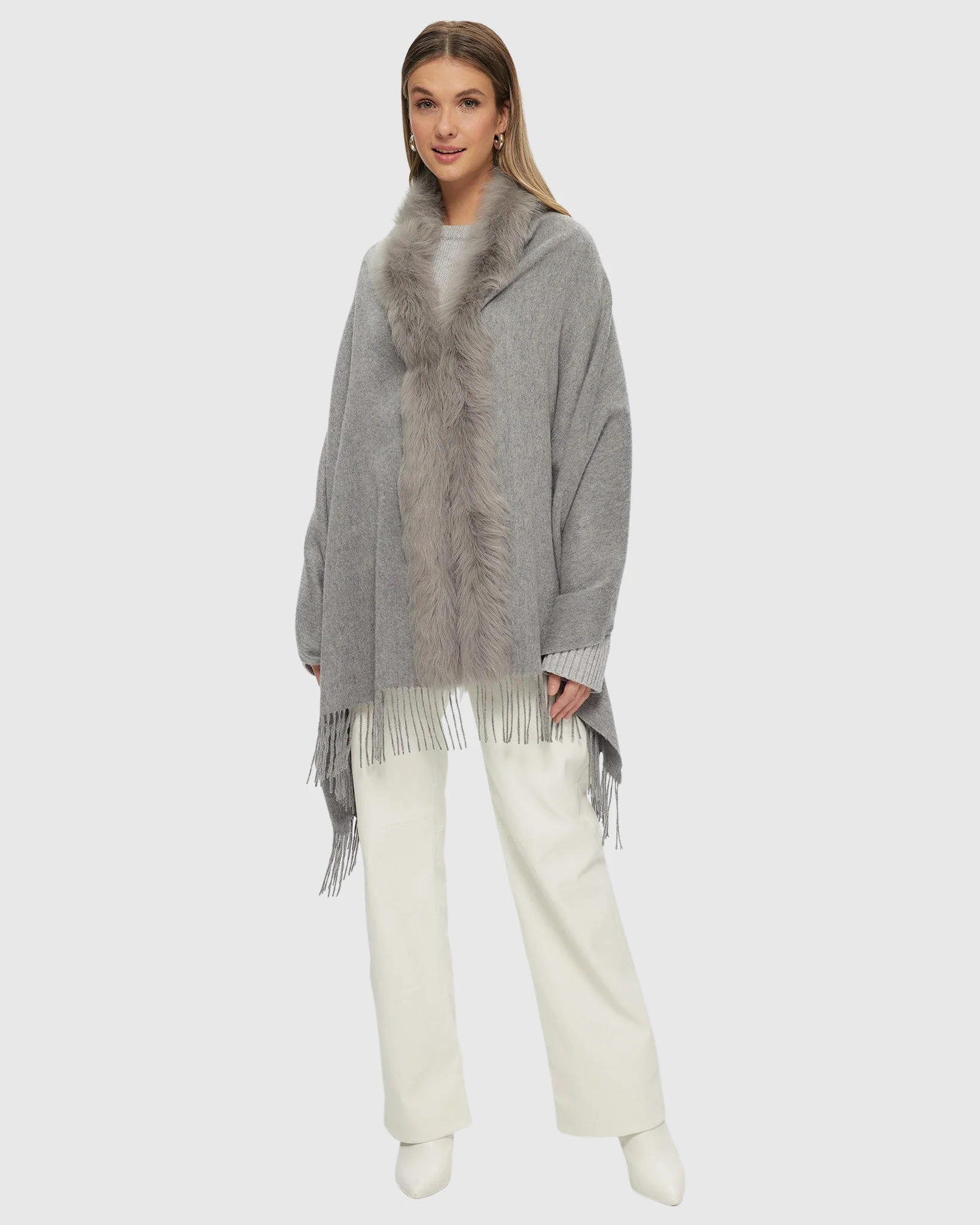 SELECT CASHMERE STOLE WITH TOSCANA LAMB TRIM - Image 19