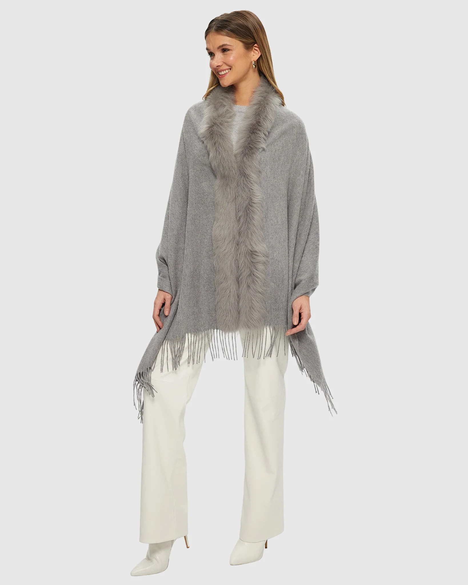 SELECT CASHMERE STOLE WITH TOSCANA LAMB TRIM - Image 20